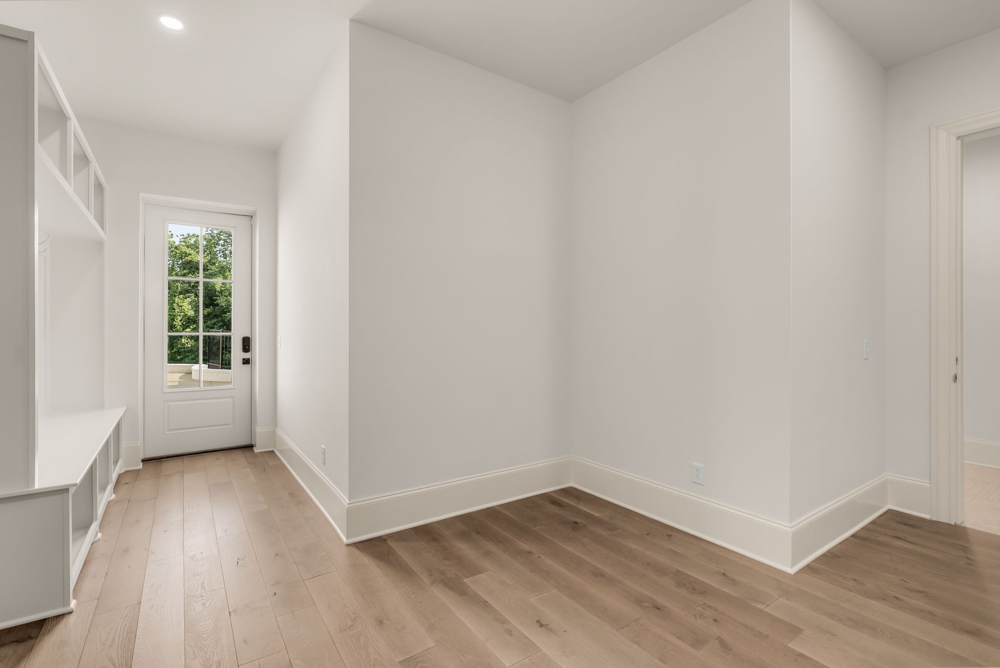 215 La Vista Dr