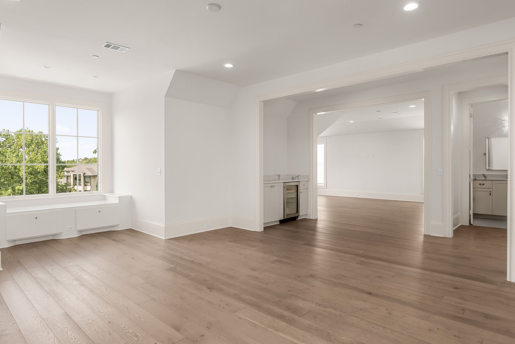 215 La Vista Dr