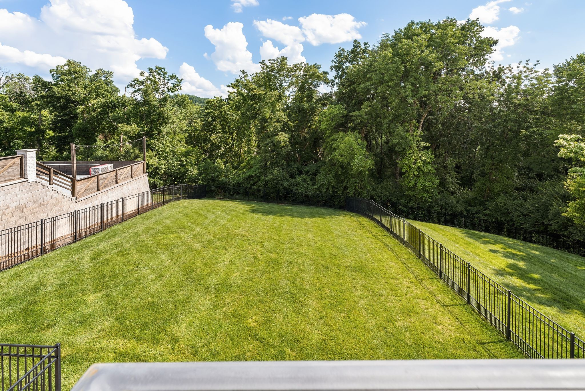 215 La Vista Dr