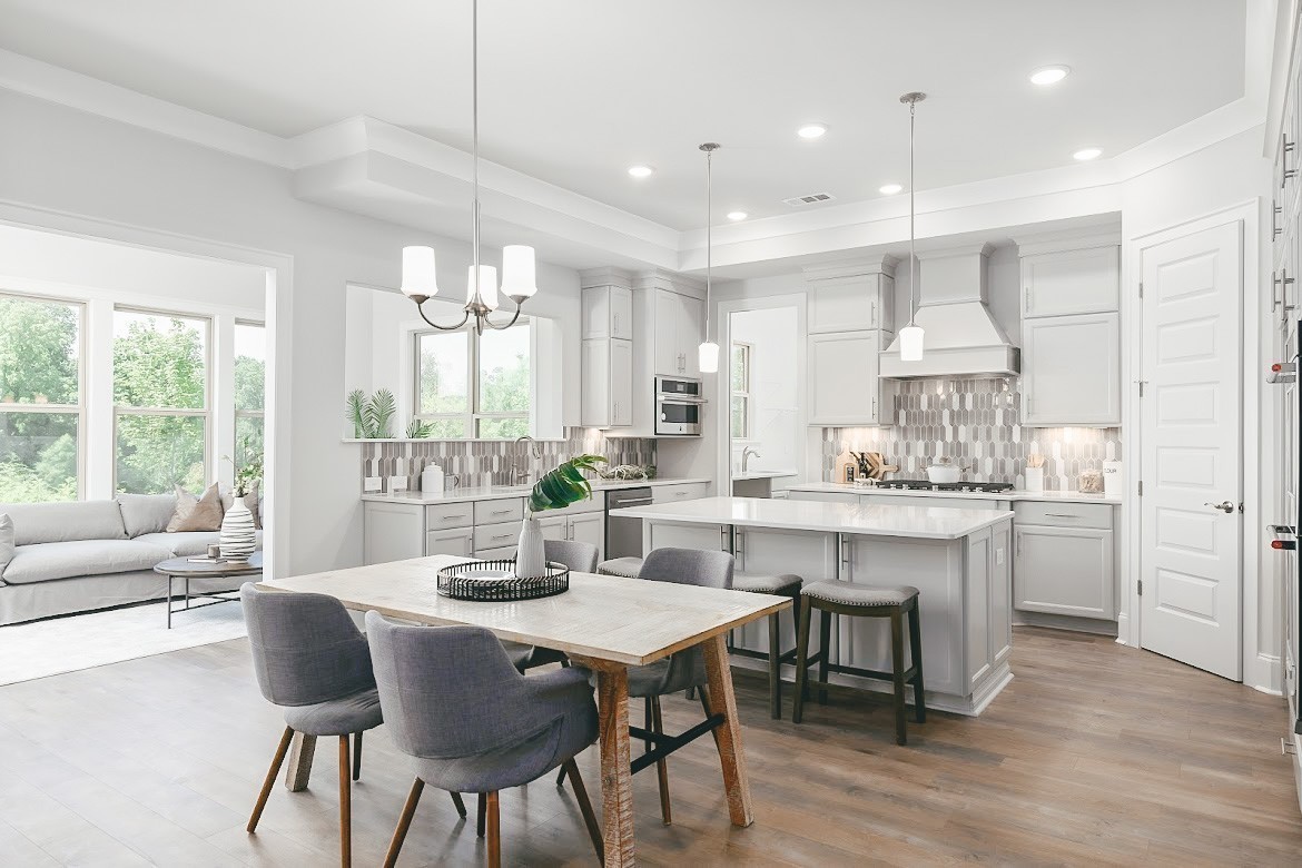 3238 Chase Point Dr Unit: B