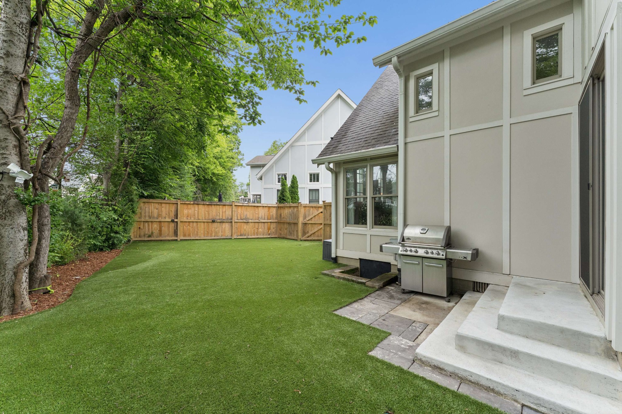 4115B Oriole Pl