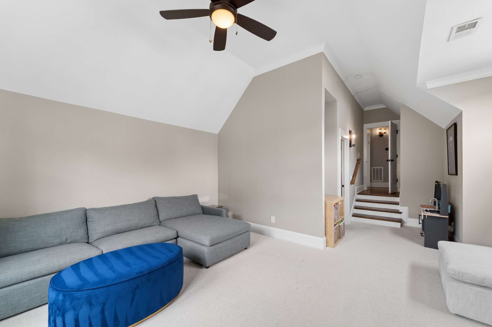 4115B Oriole Pl