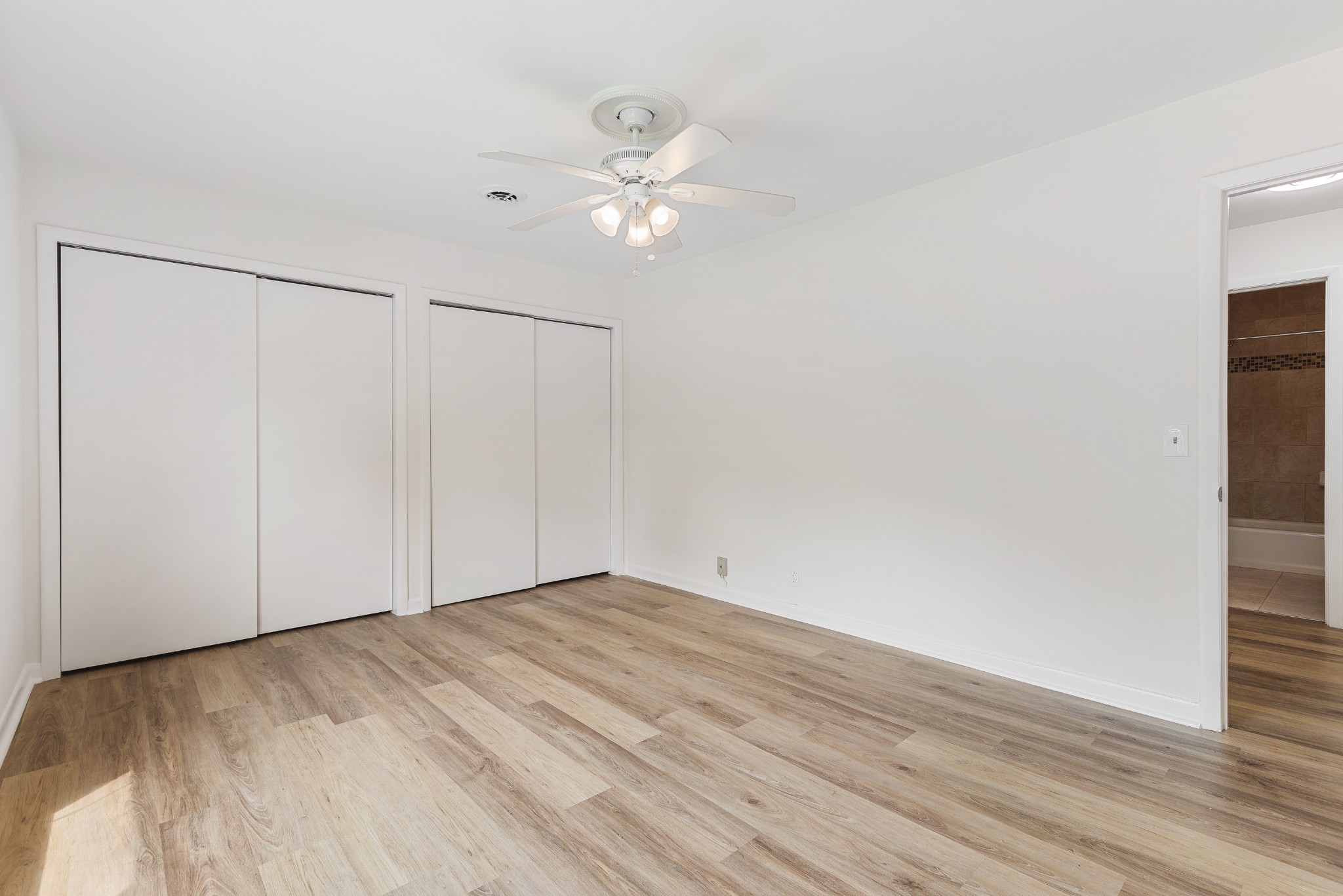 522 Doral Country Dr