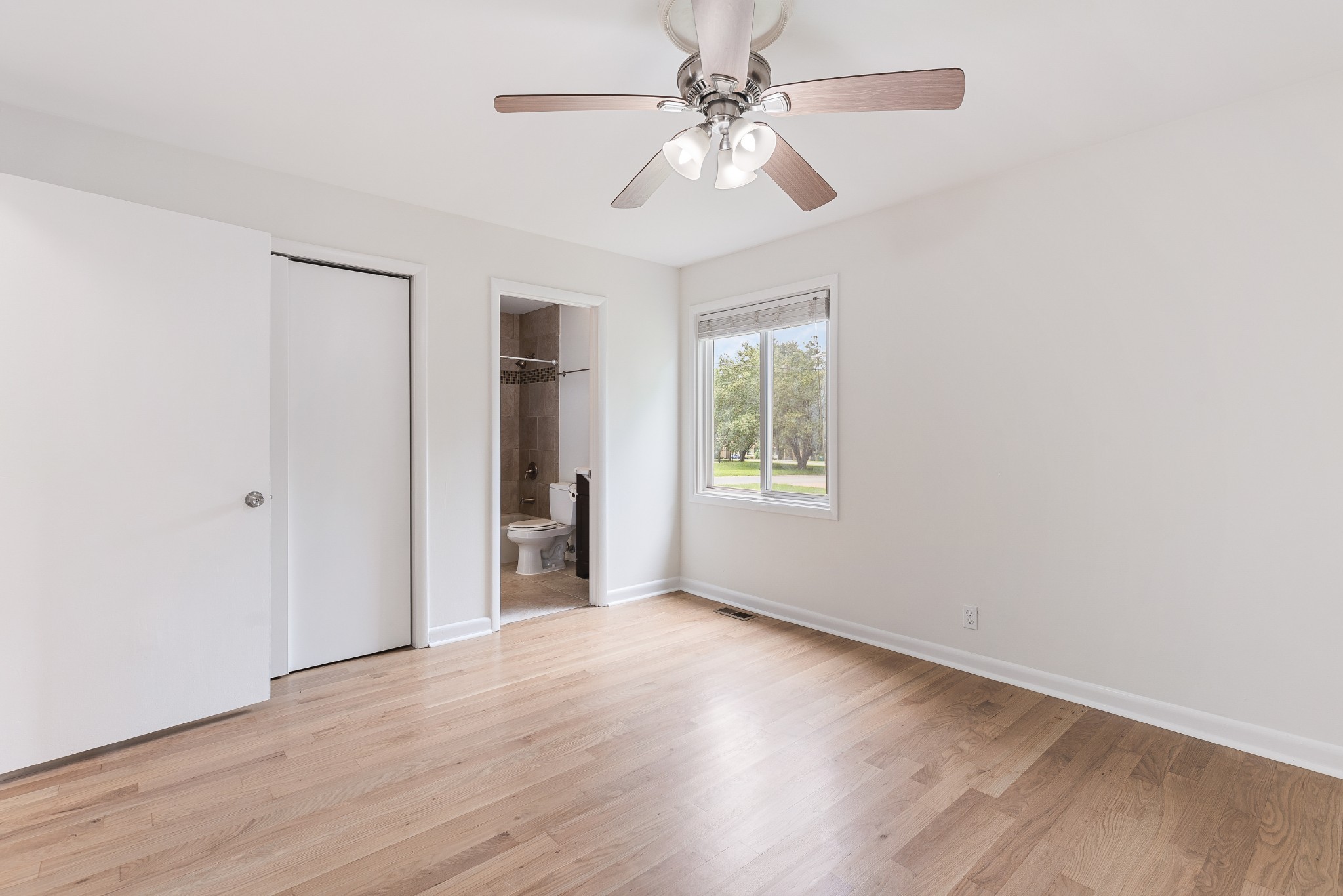 522 Doral Country Dr