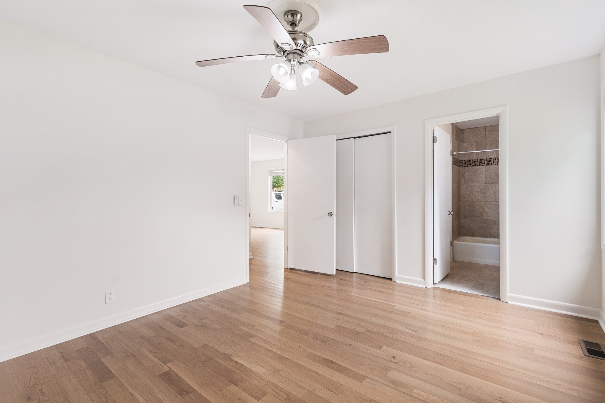 522 Doral Country Dr