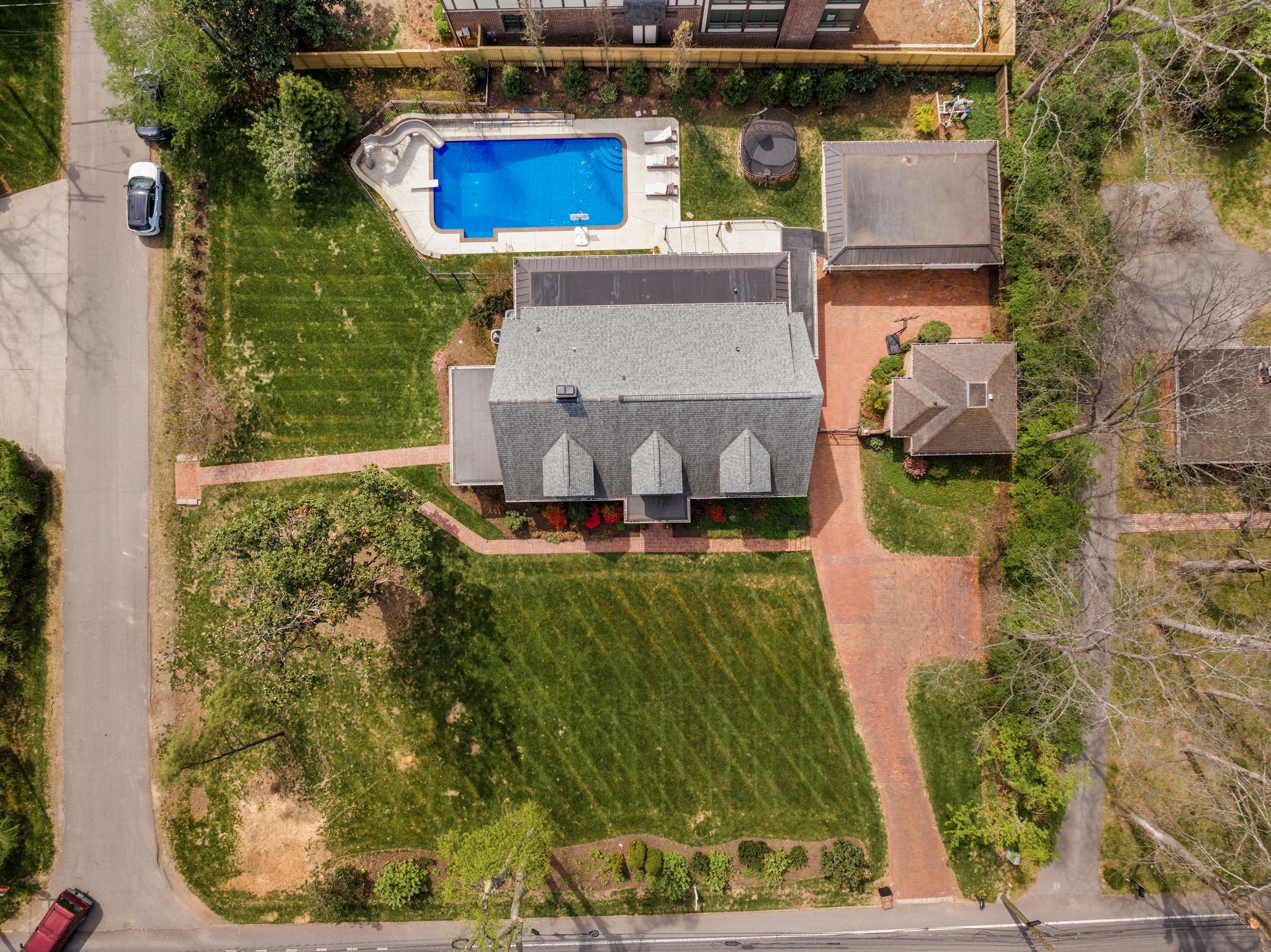 3611 Woodmont Blvd