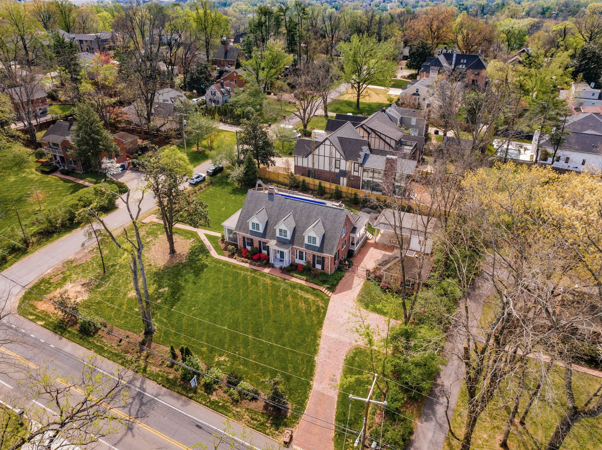 3611 Woodmont Blvd