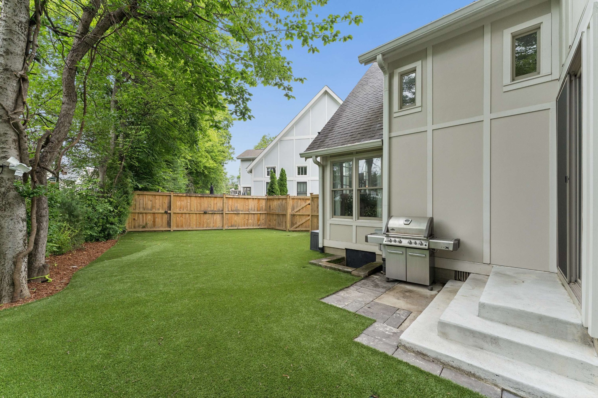 4115B Oriole Pl
