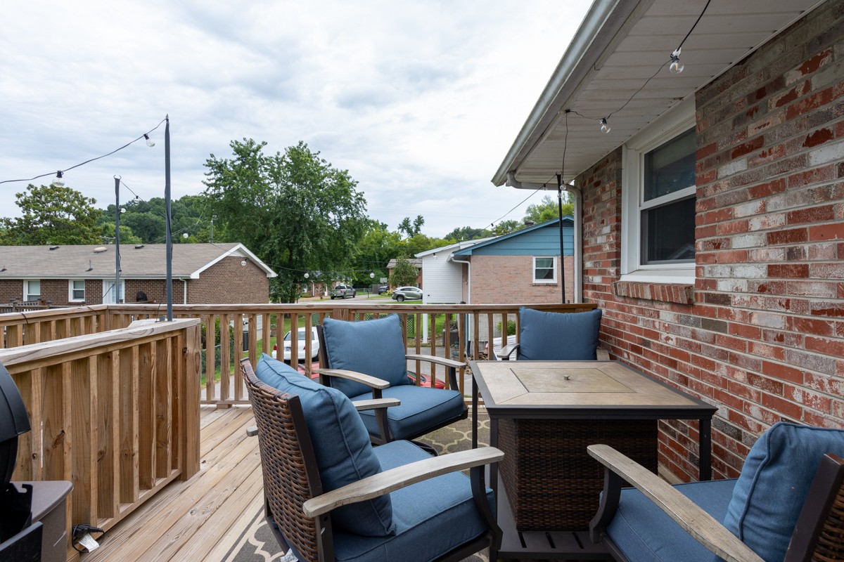7965 Sawyer Brown Rd