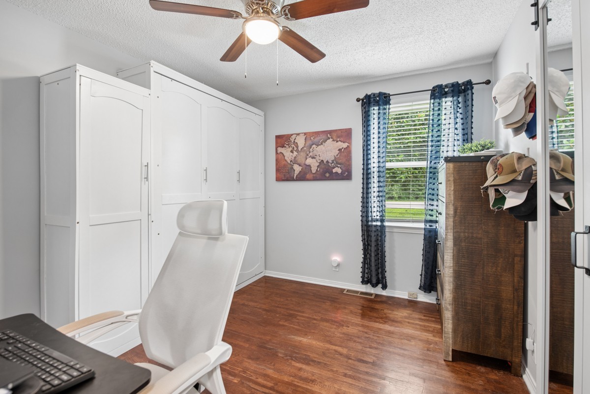 7965 Sawyer Brown Rd