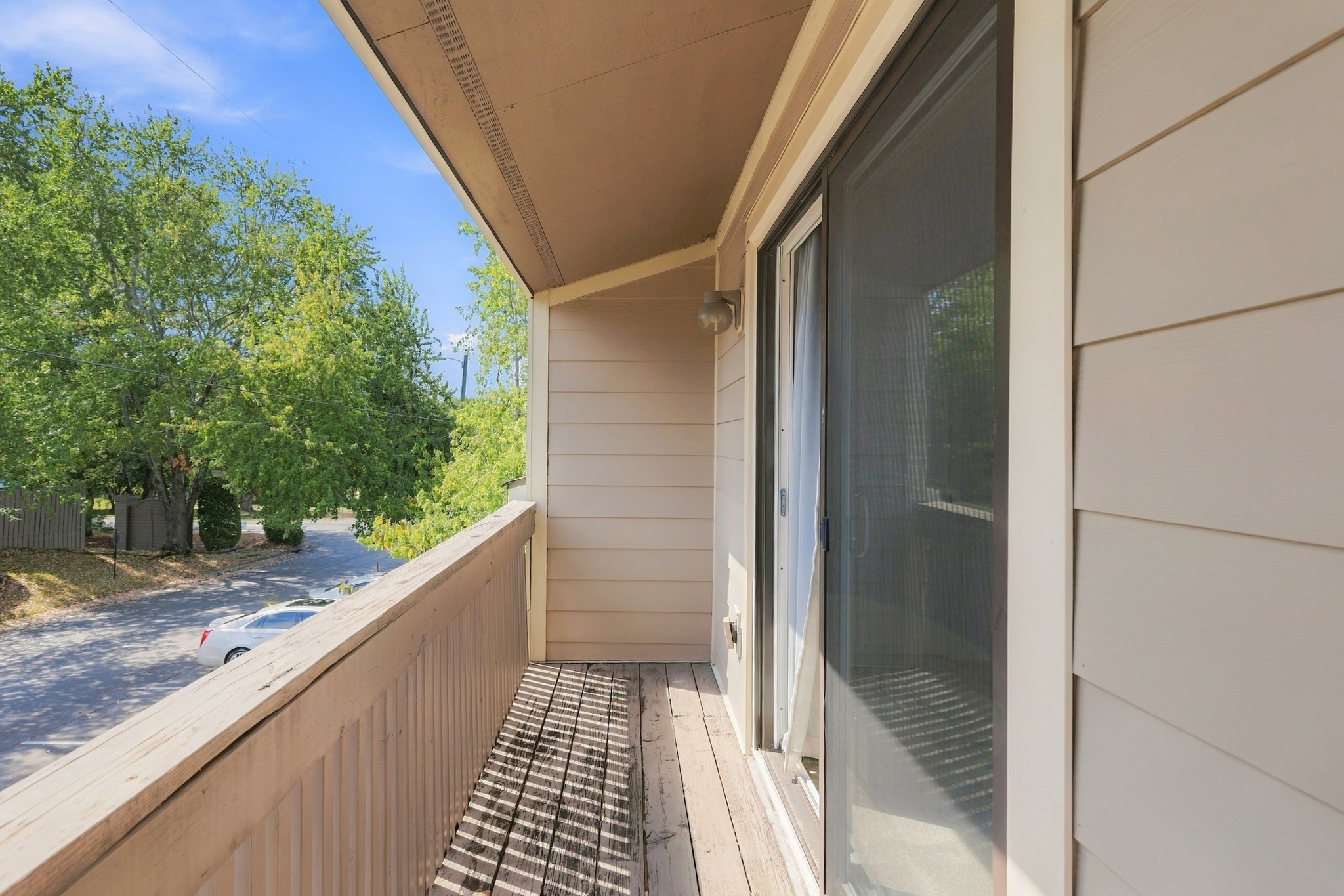 605 Barlin Dr