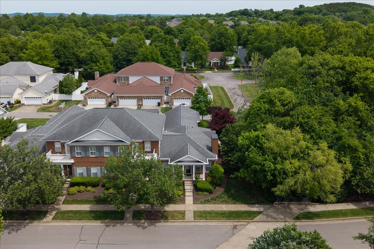 640 Springlake Dr