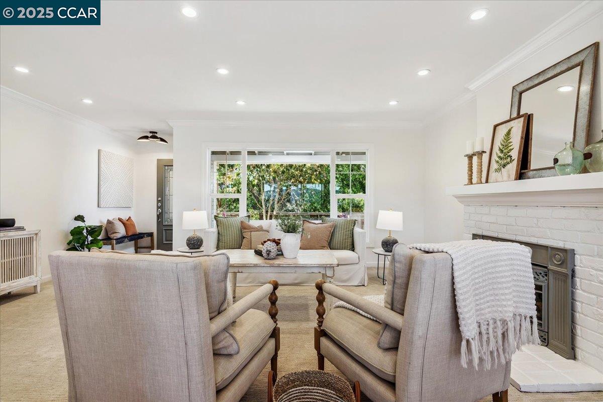 135 Camino Don Miguel