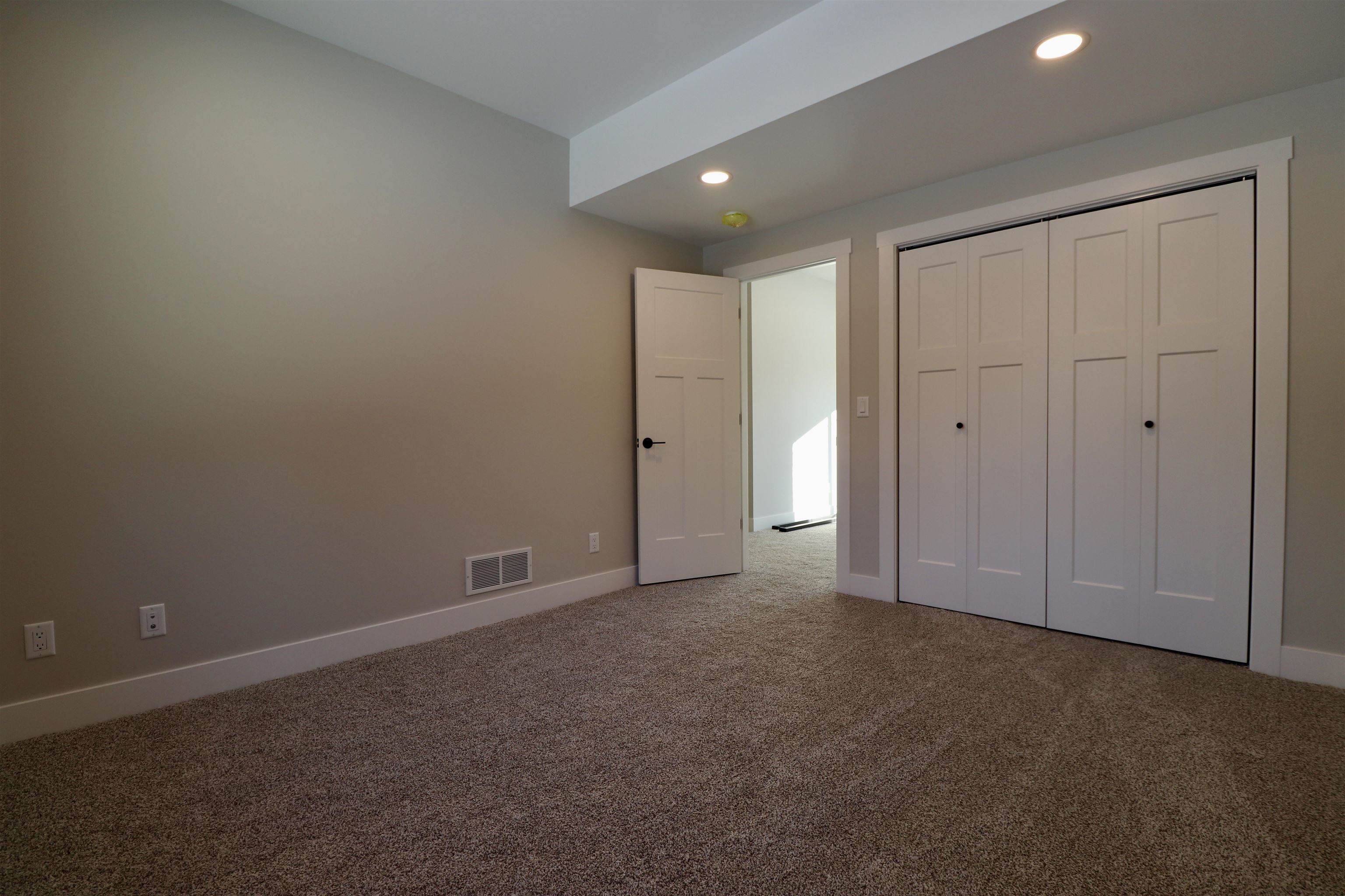 2865 Helen Ridge Court