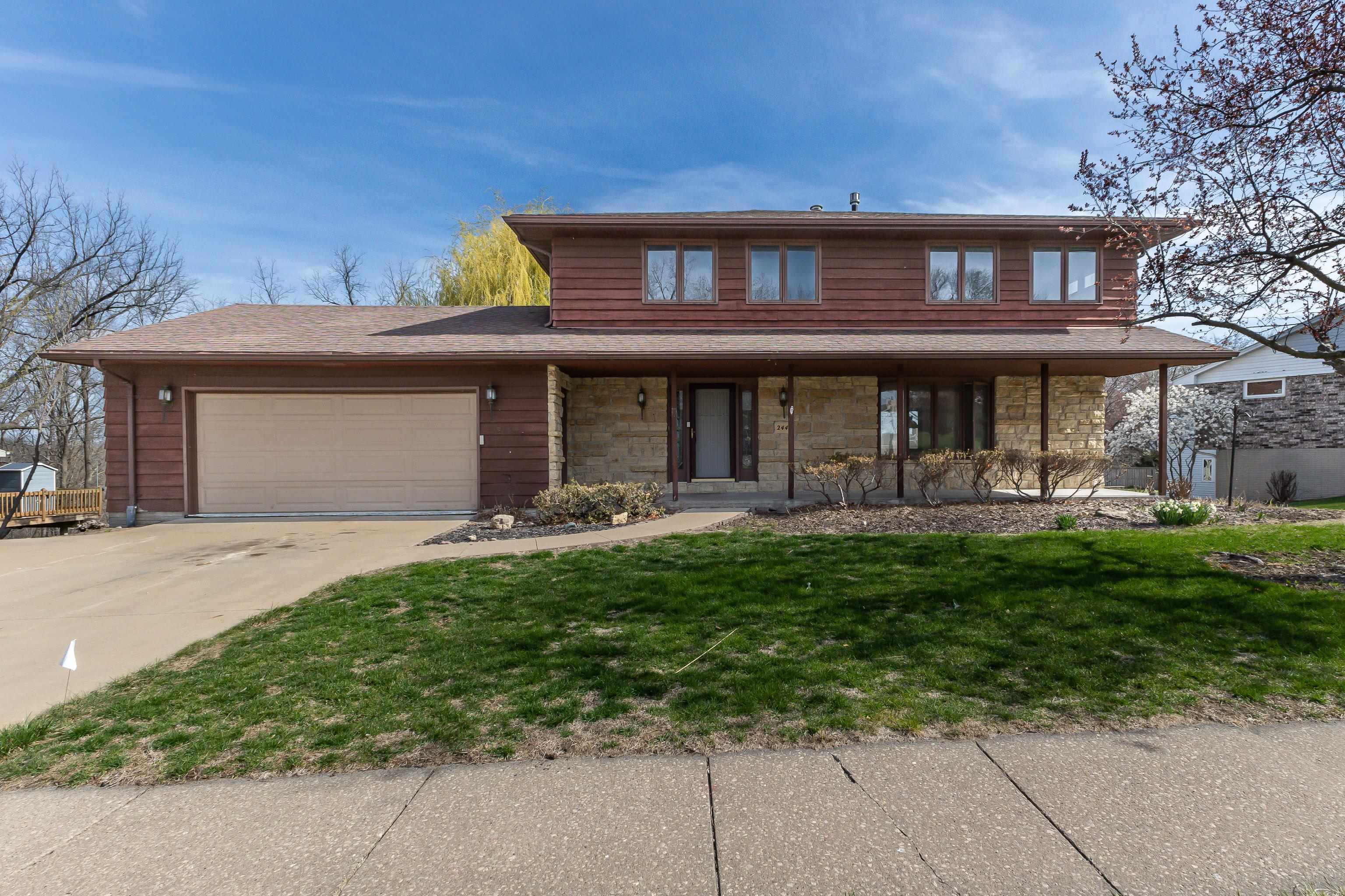 2445 Knob Hill Drive