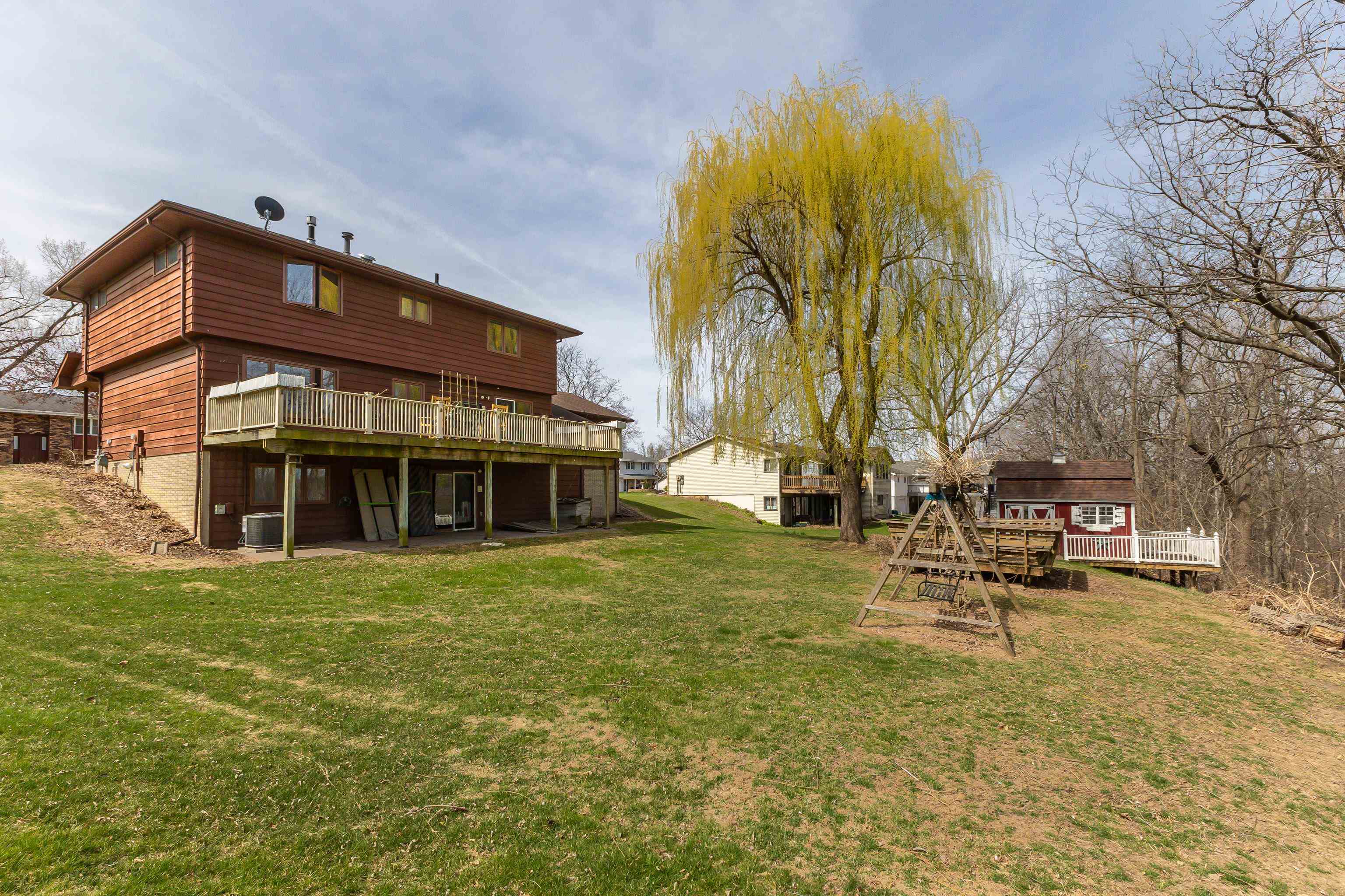 2445 Knob Hill Drive