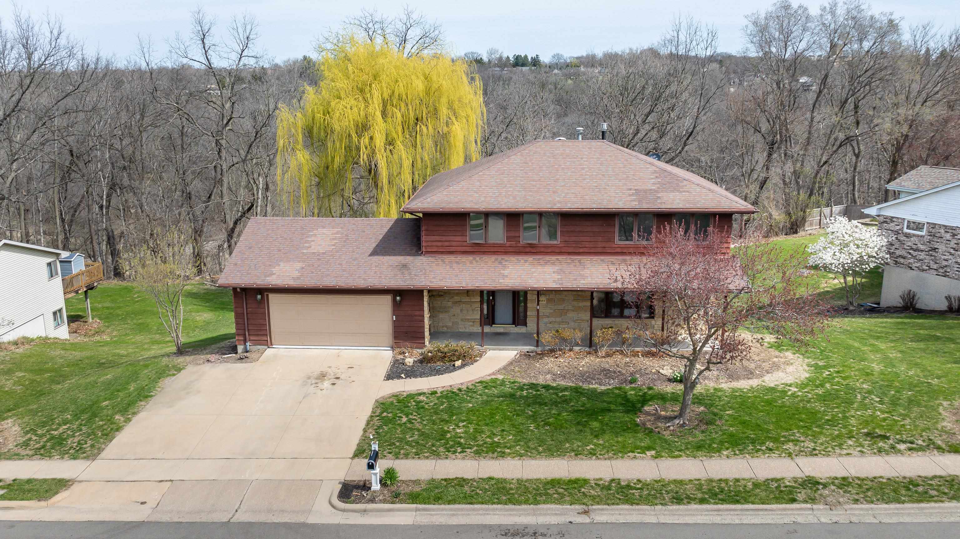 2445 Knob Hill Drive