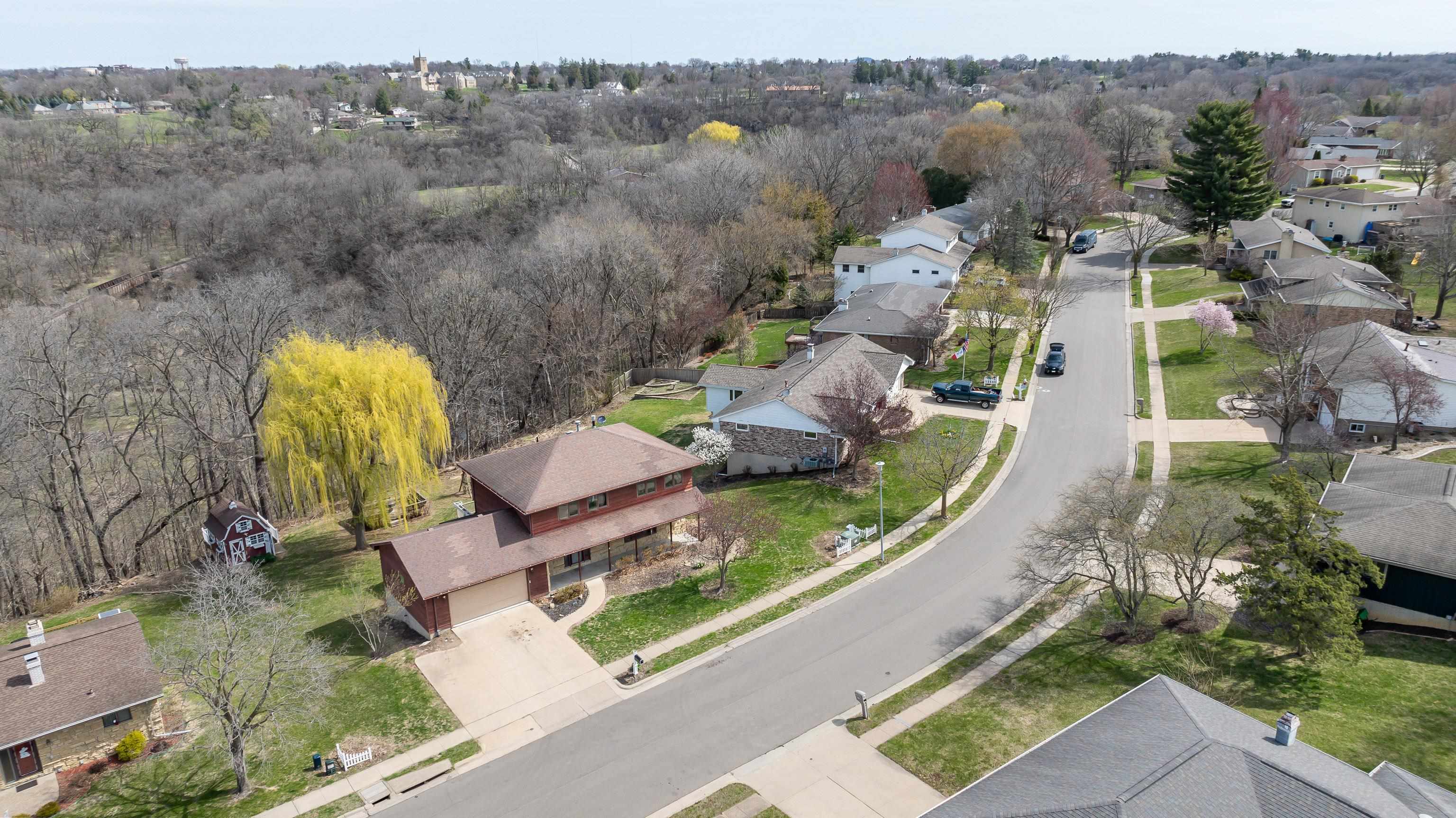 2445 Knob Hill Drive