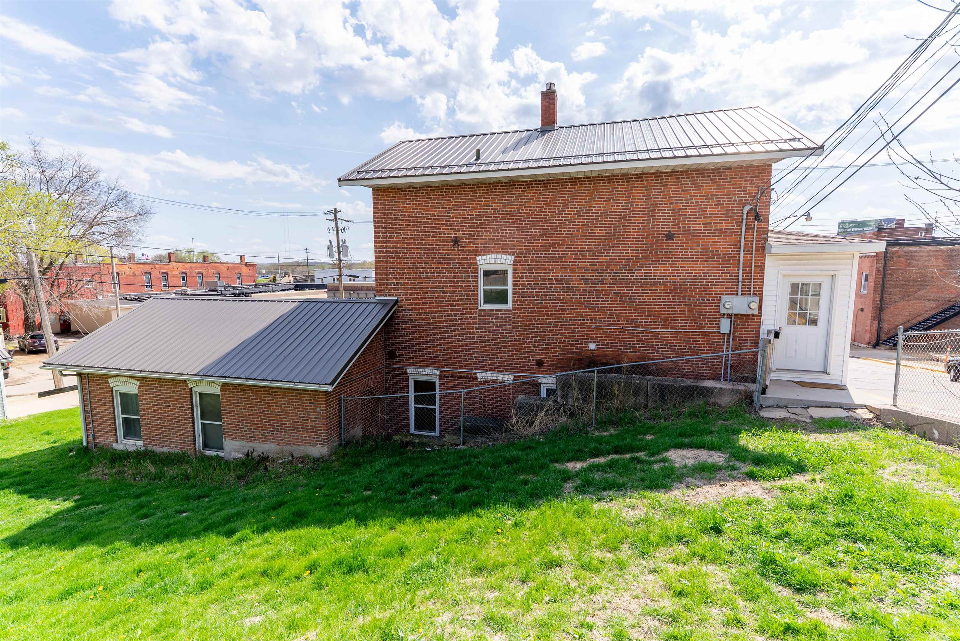 120 Montgomery Avenue