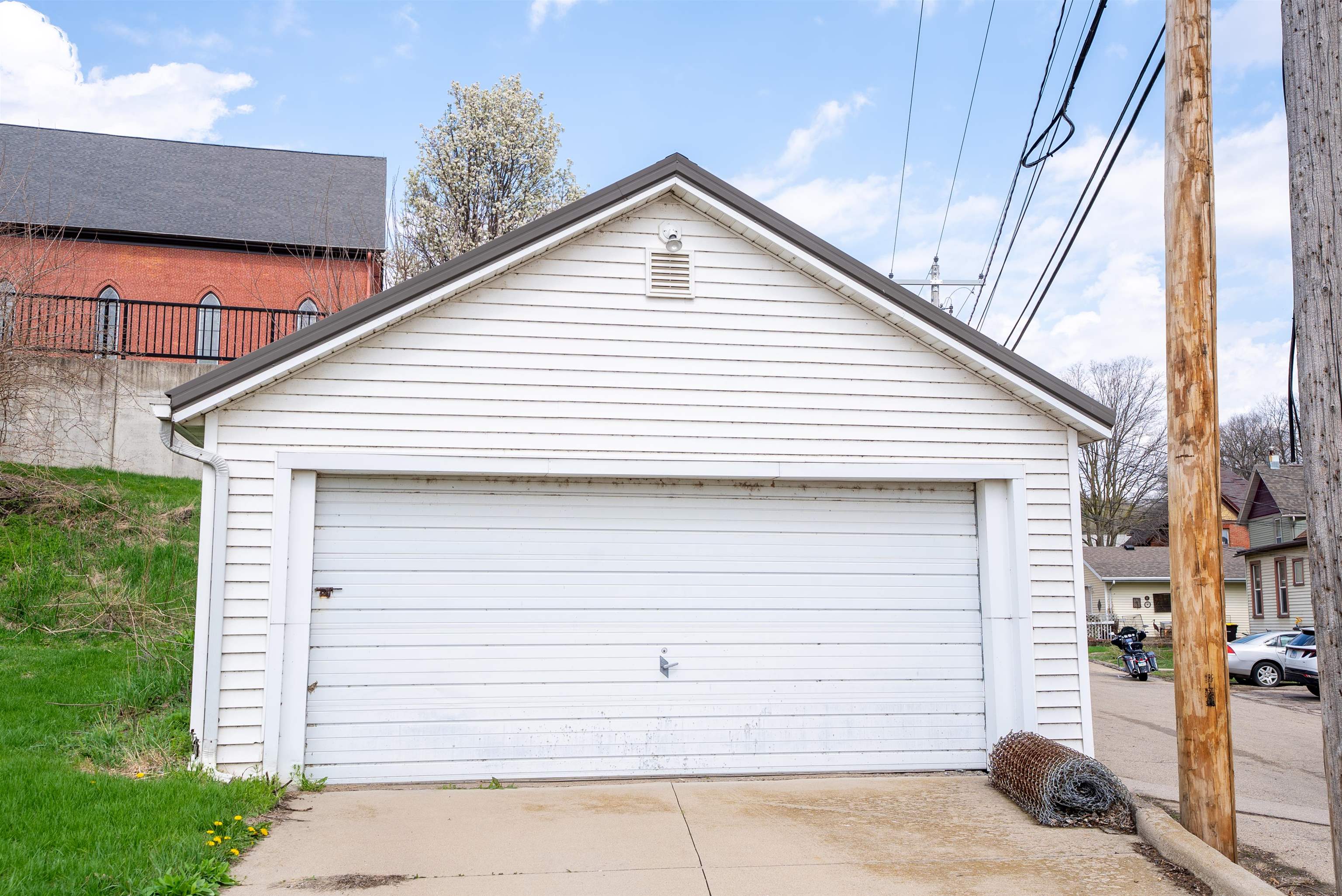 120 Montgomery Avenue