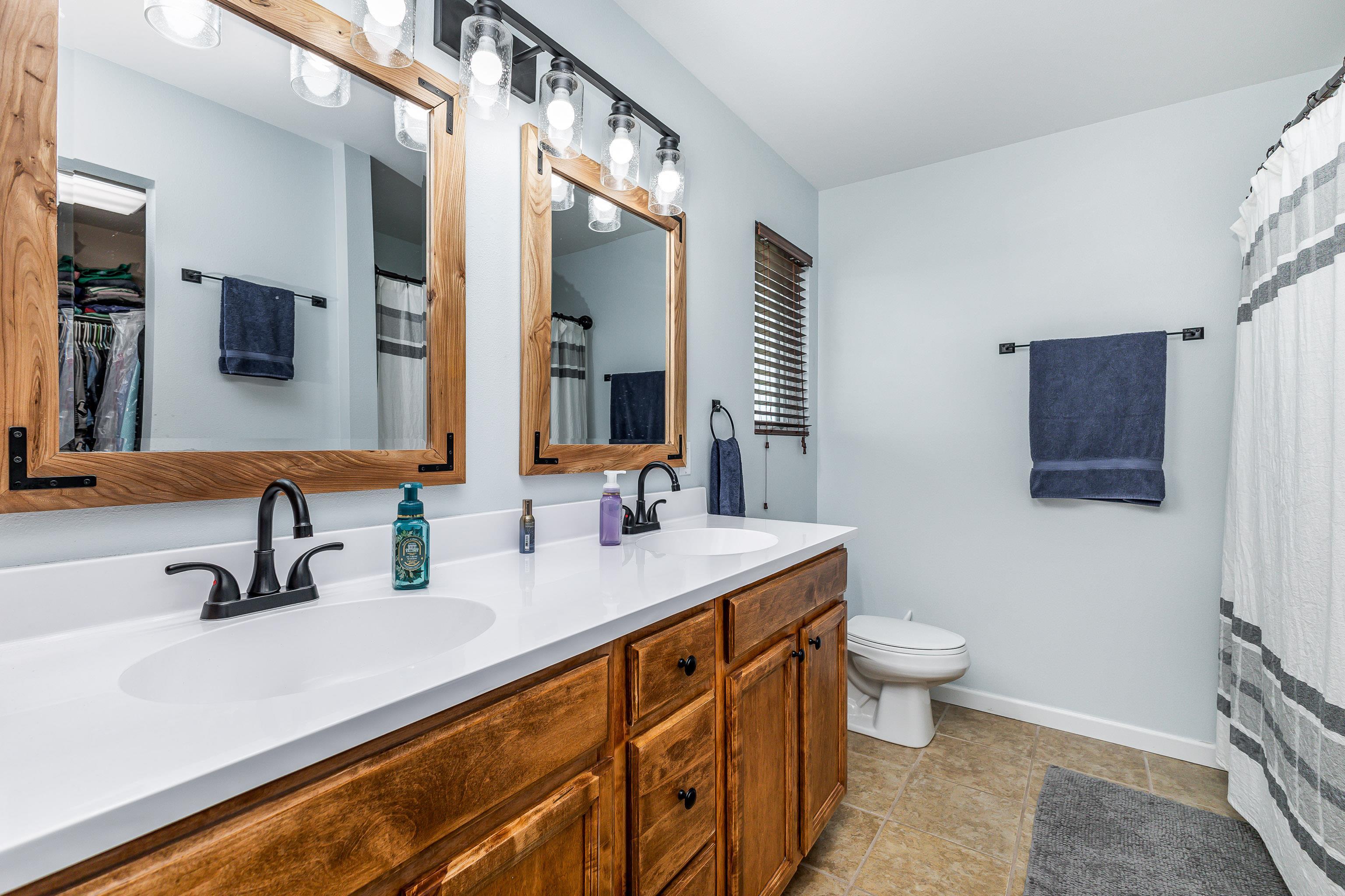 10500 Black Walnut Court
