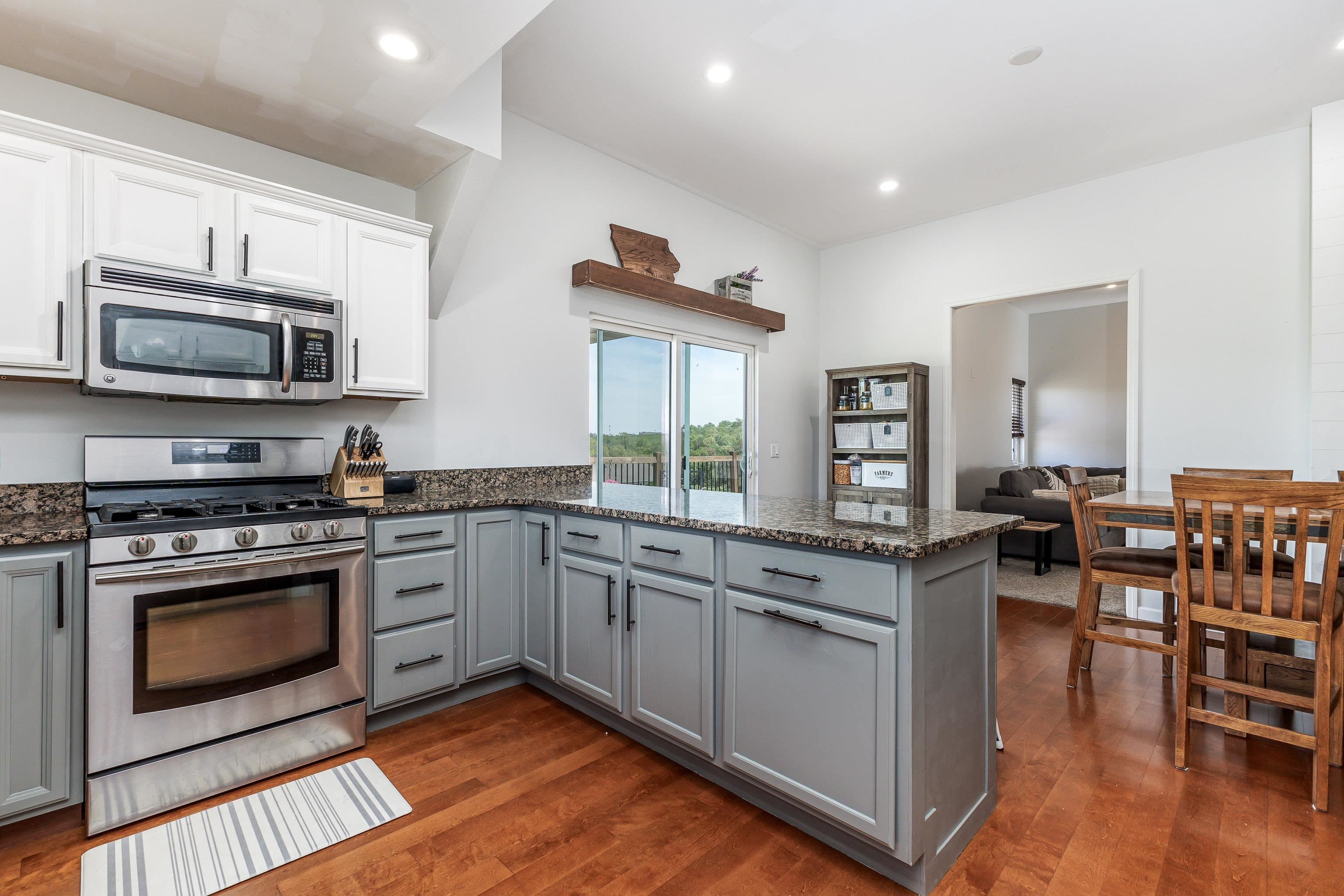 10500 Black Walnut Court