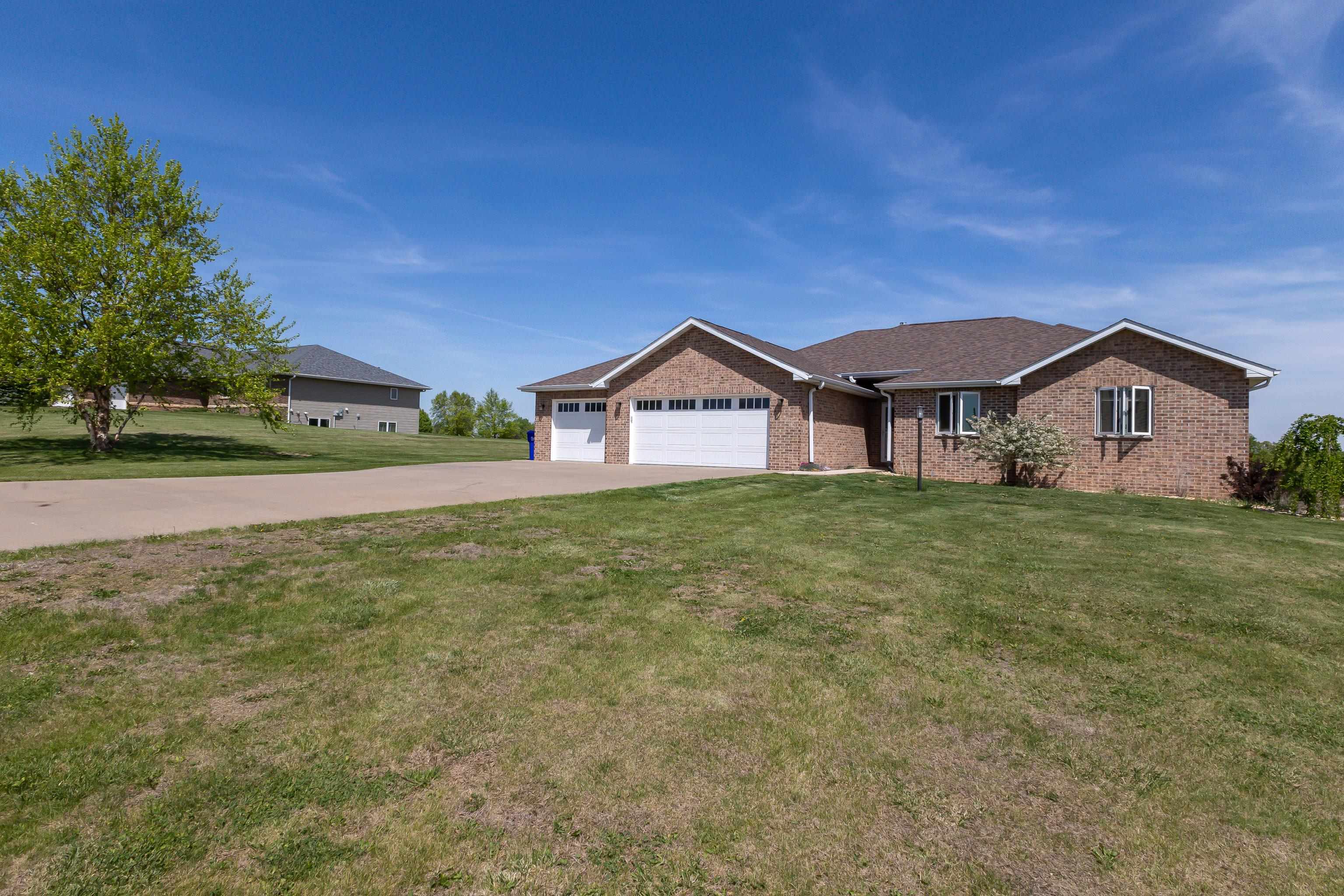 10500 Black Walnut Court
