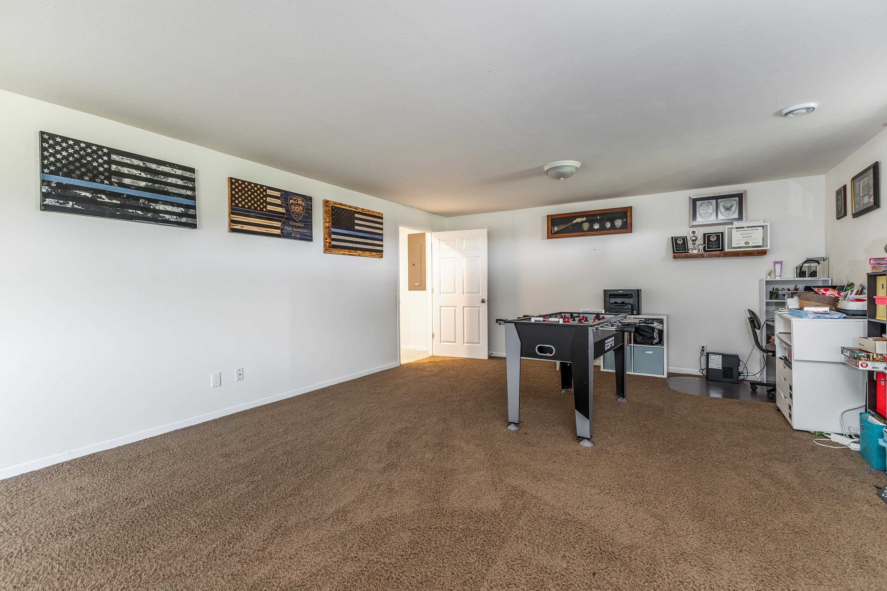 10500 Black Walnut Court
