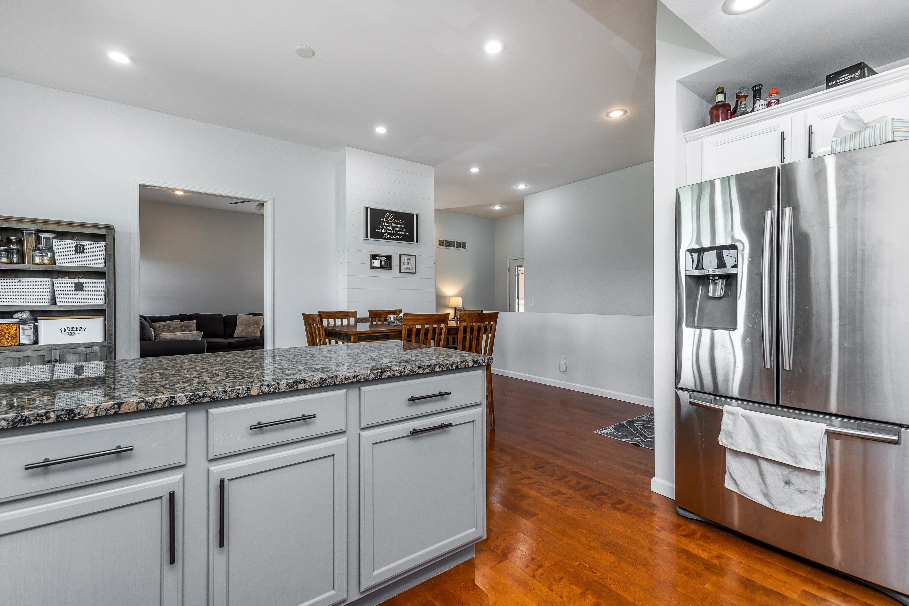 10500 Black Walnut Court