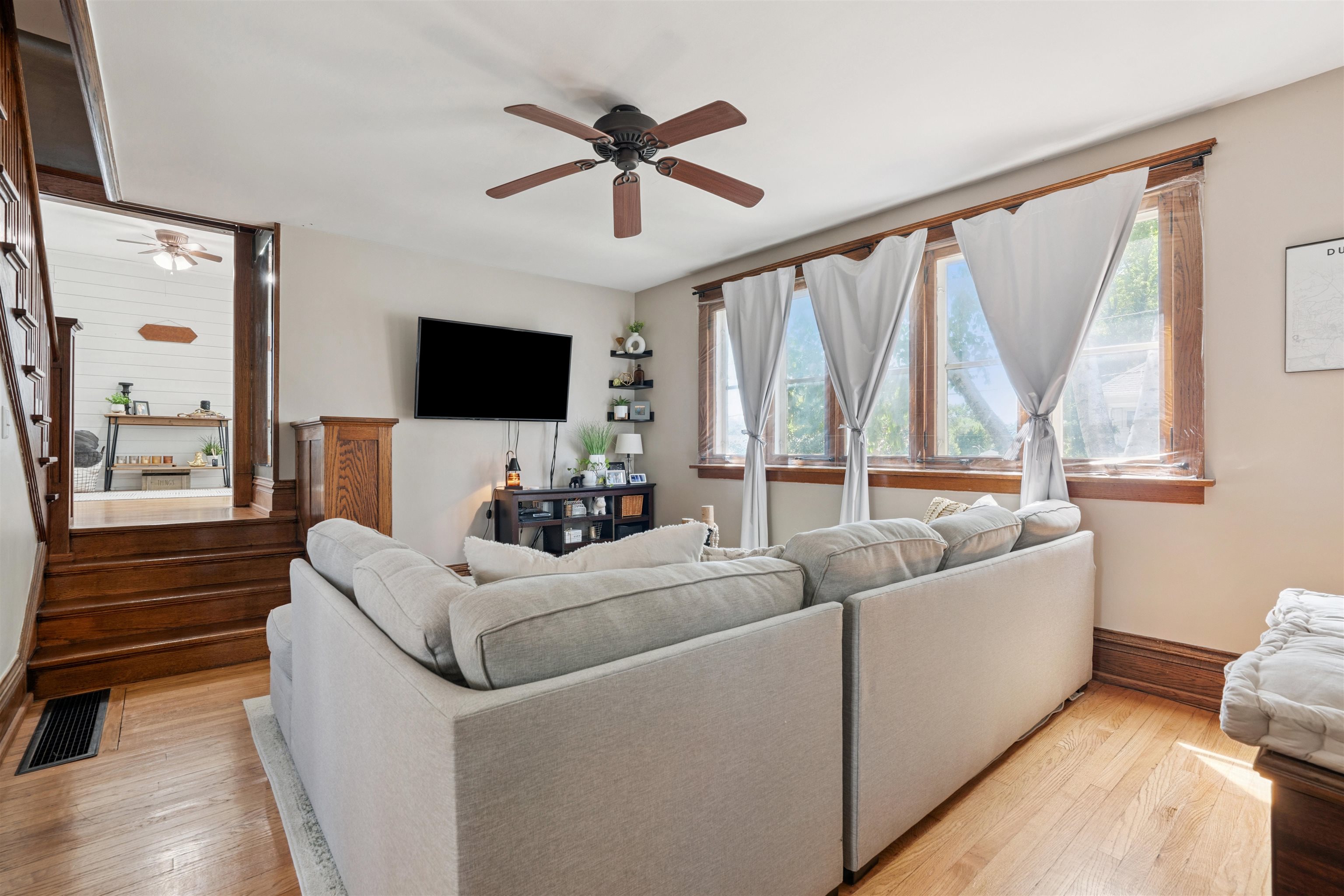 1608 Lawndale Street