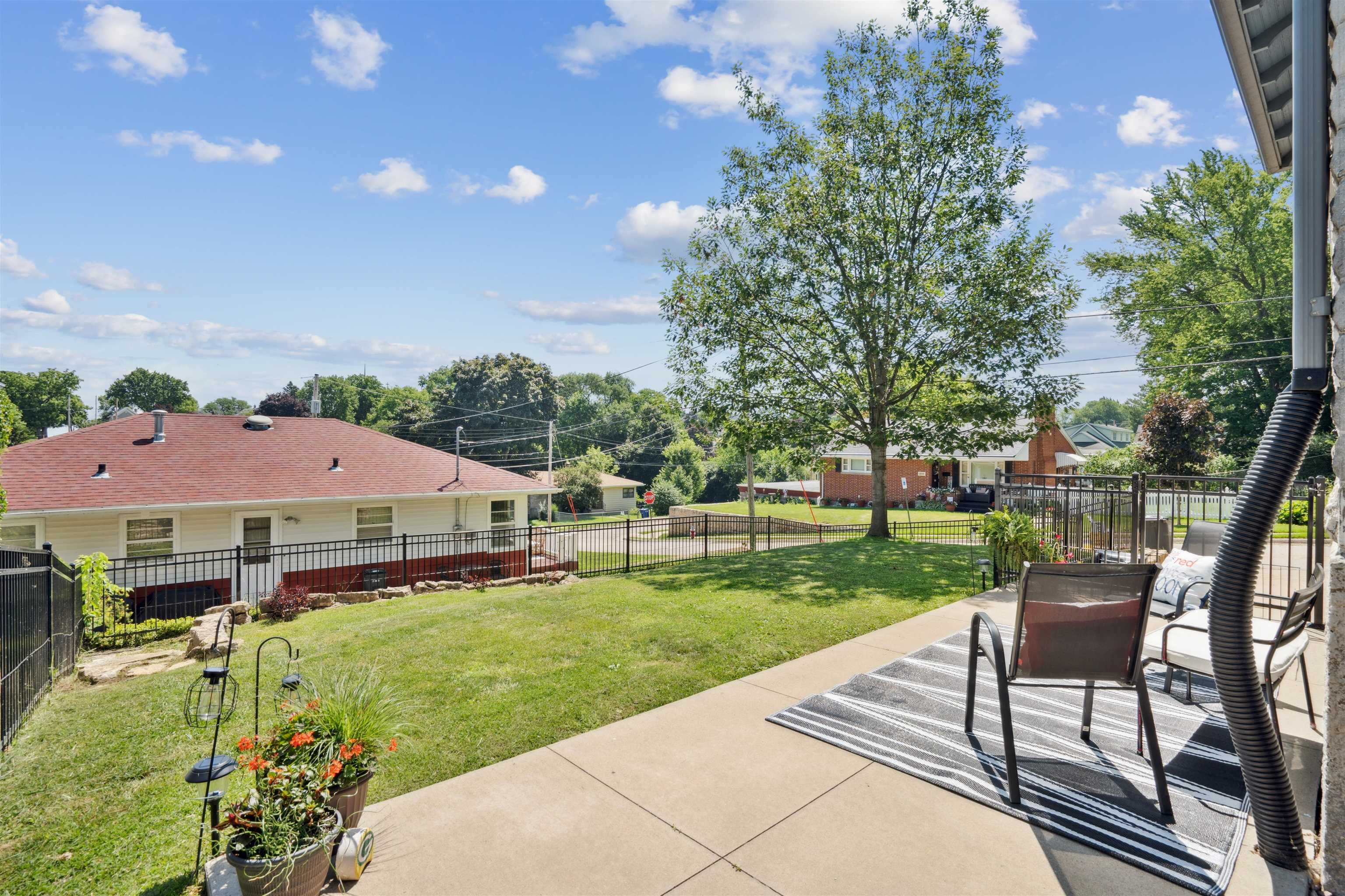 1608 Lawndale Street