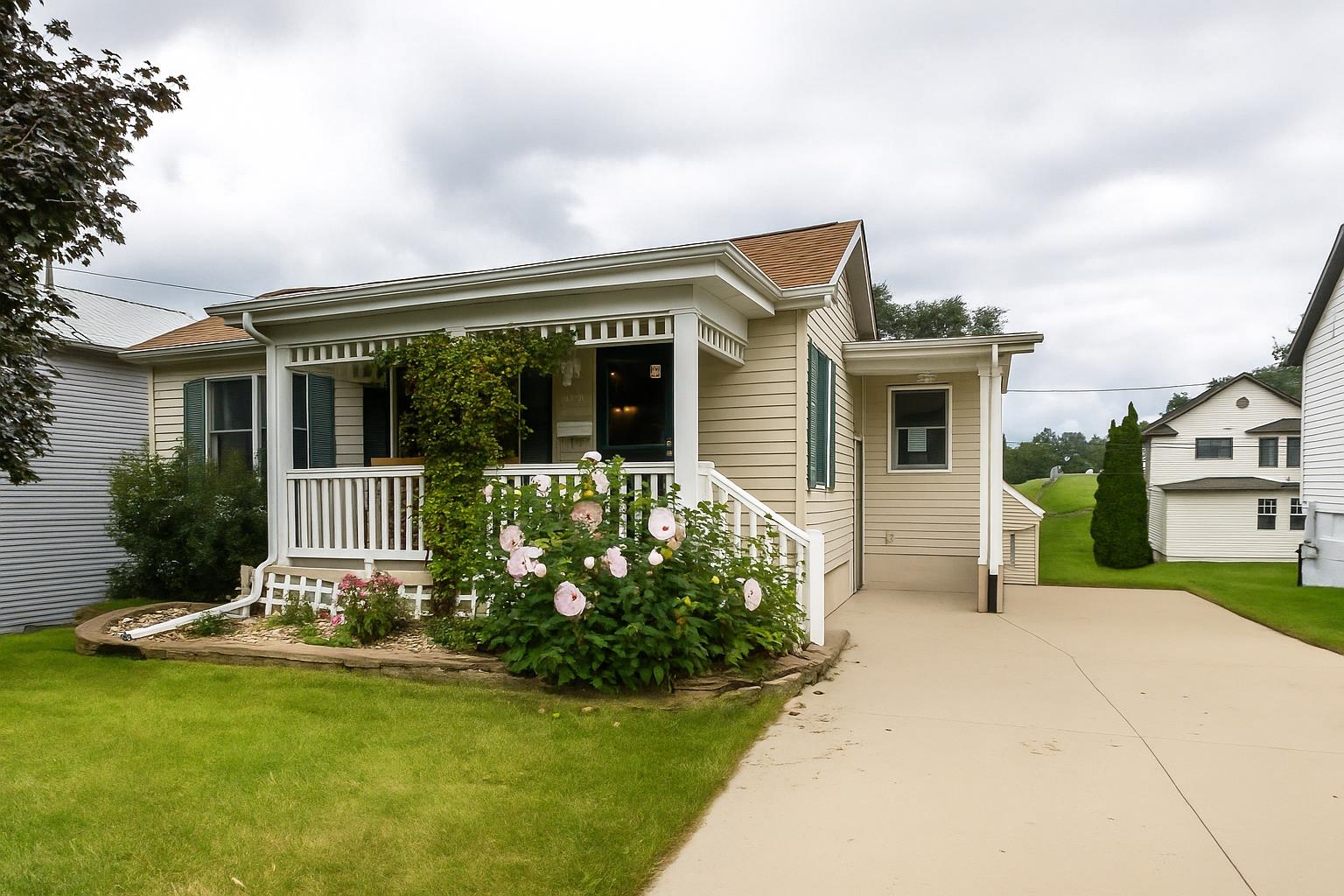 2639 Van Buren Street
