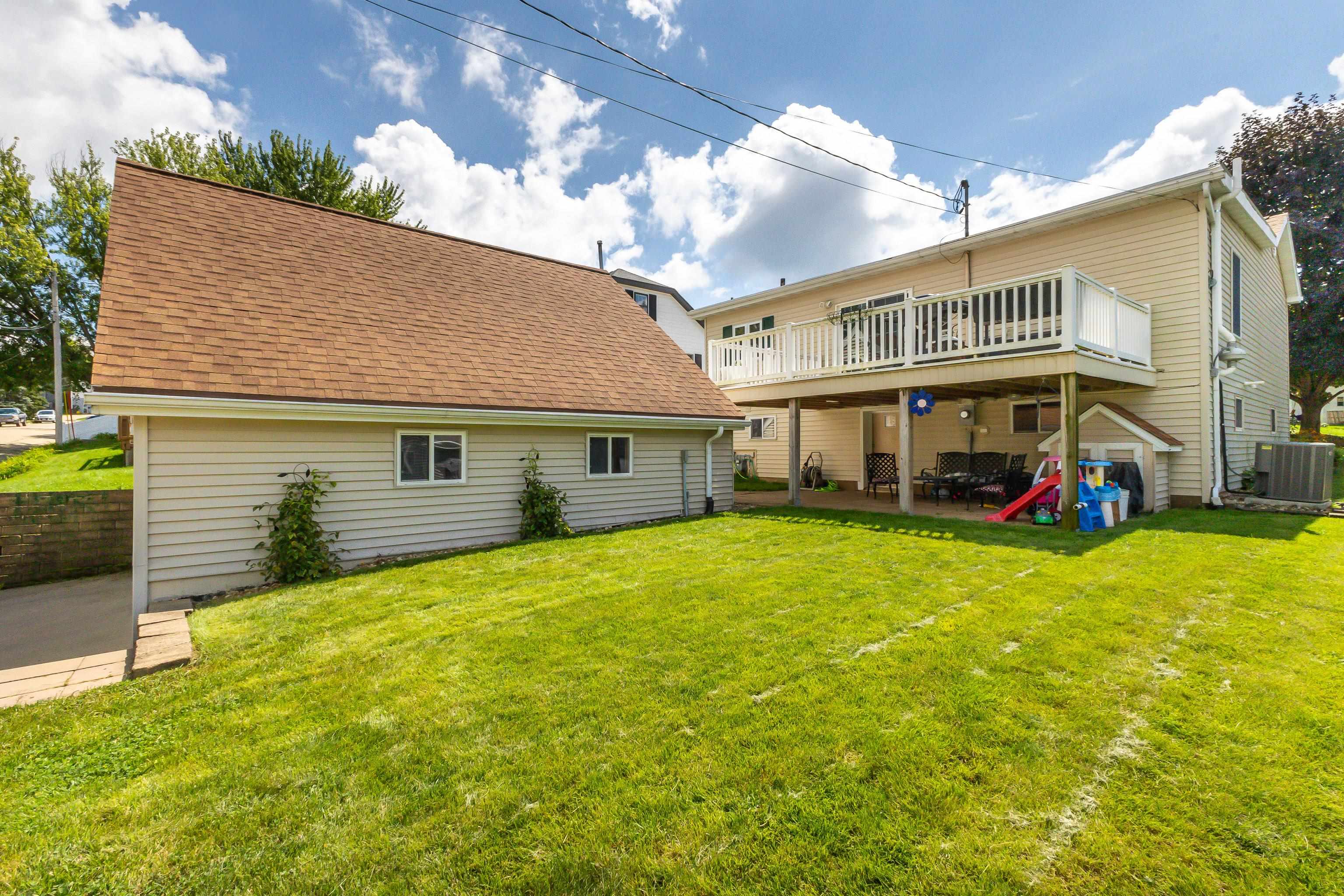 2639 Van Buren Street