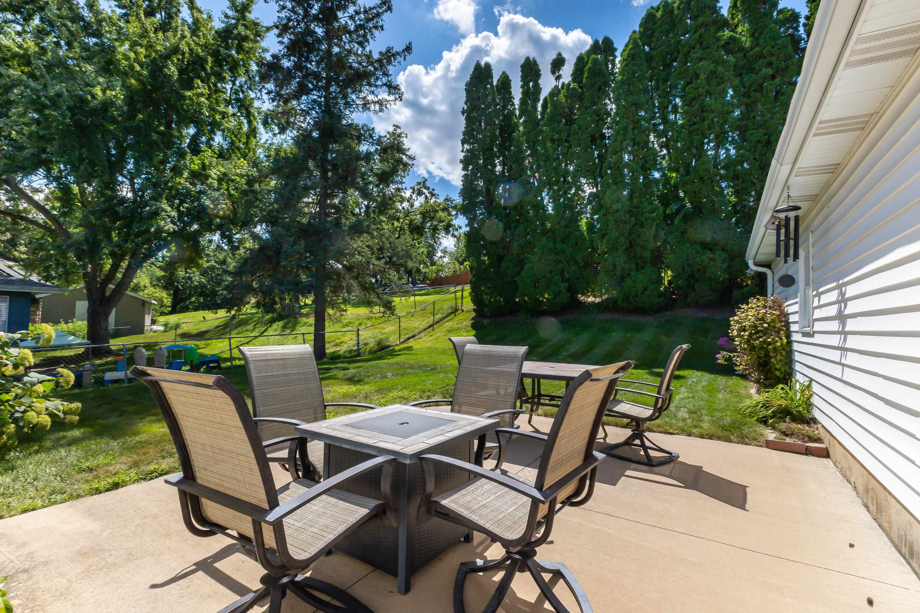 2515 Maryville Drive