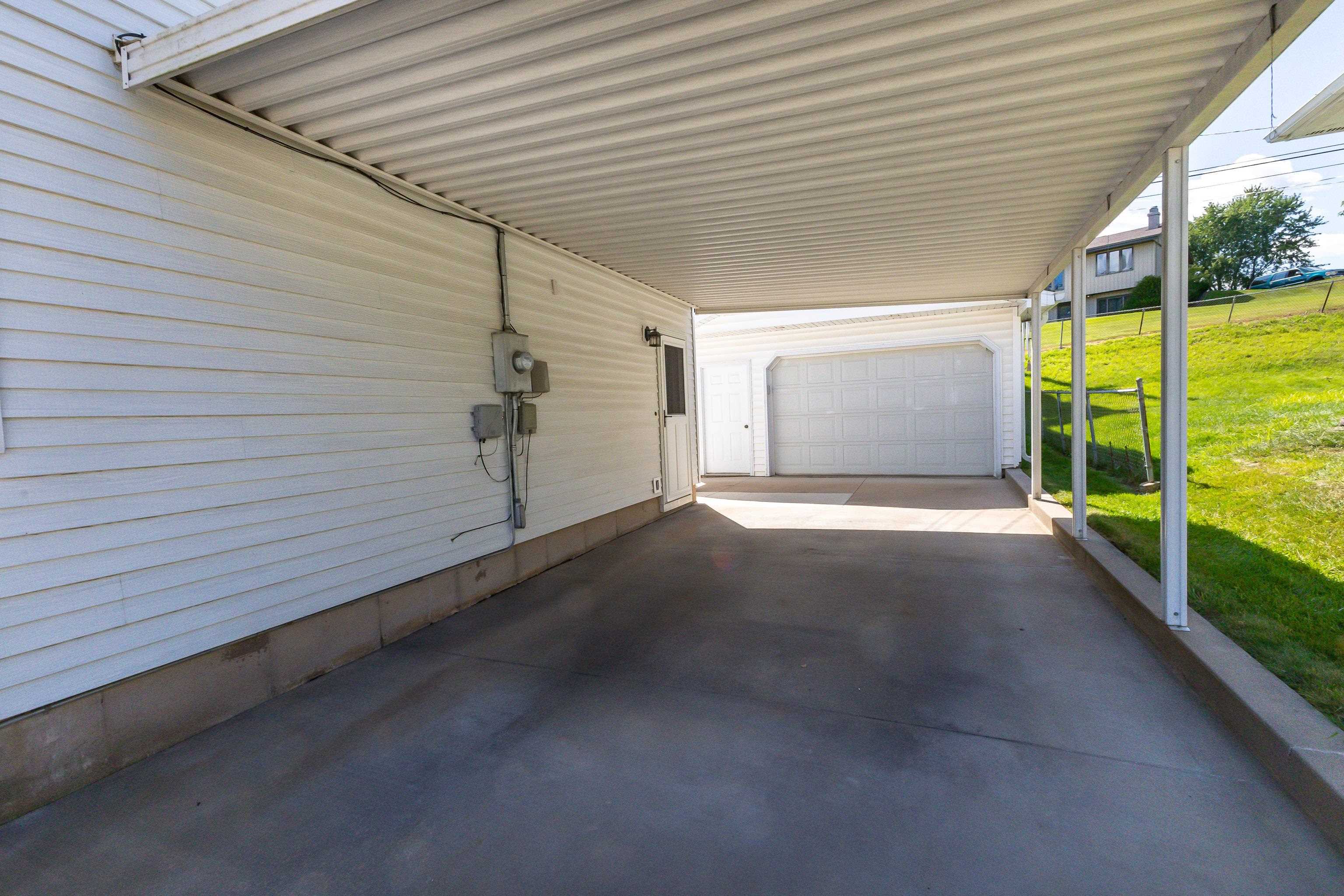 2515 Maryville Drive