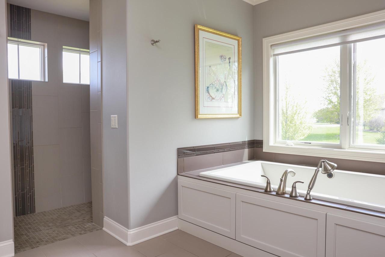 7693 Bridle Ridge Pass