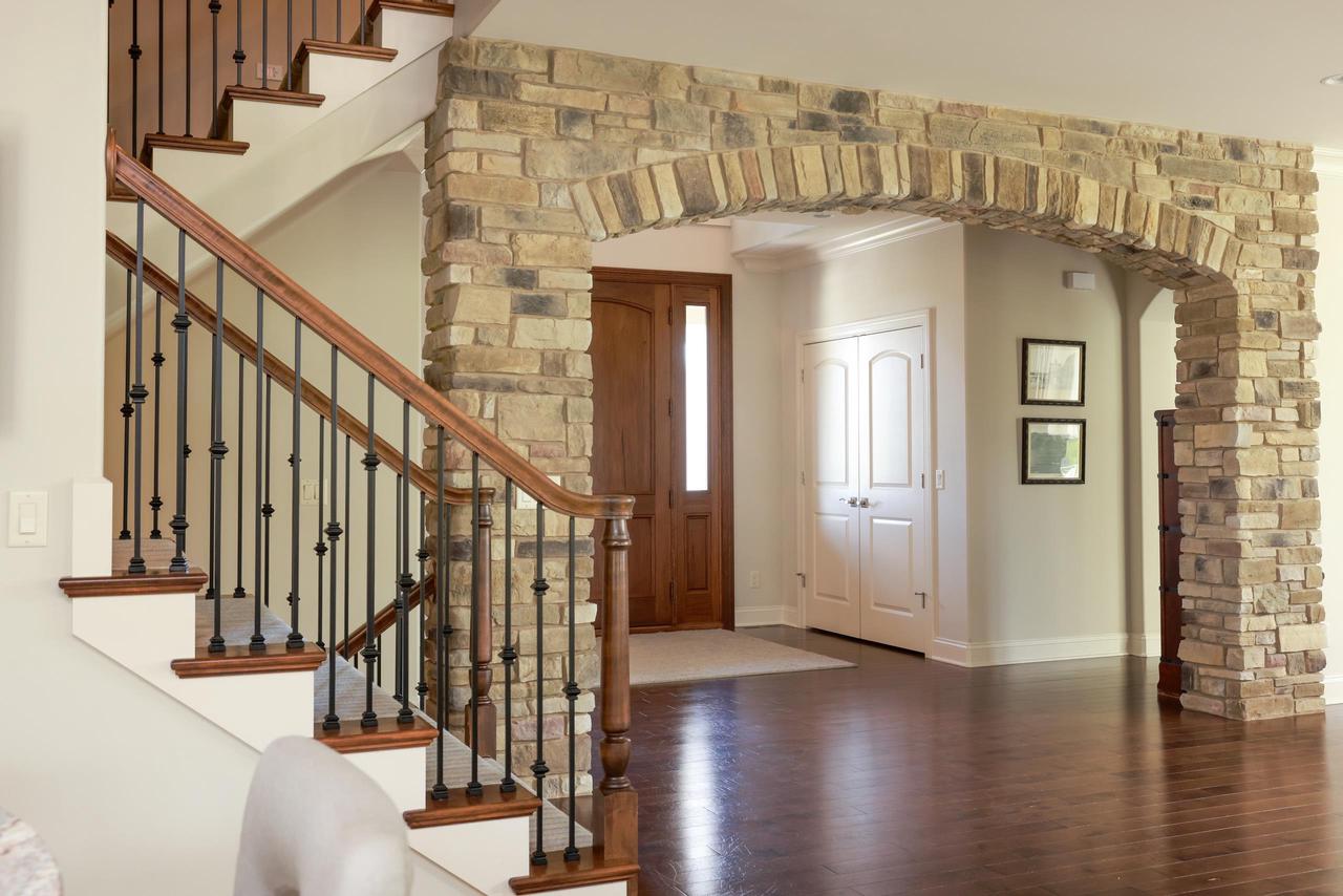 7693 Bridle Ridge Pass