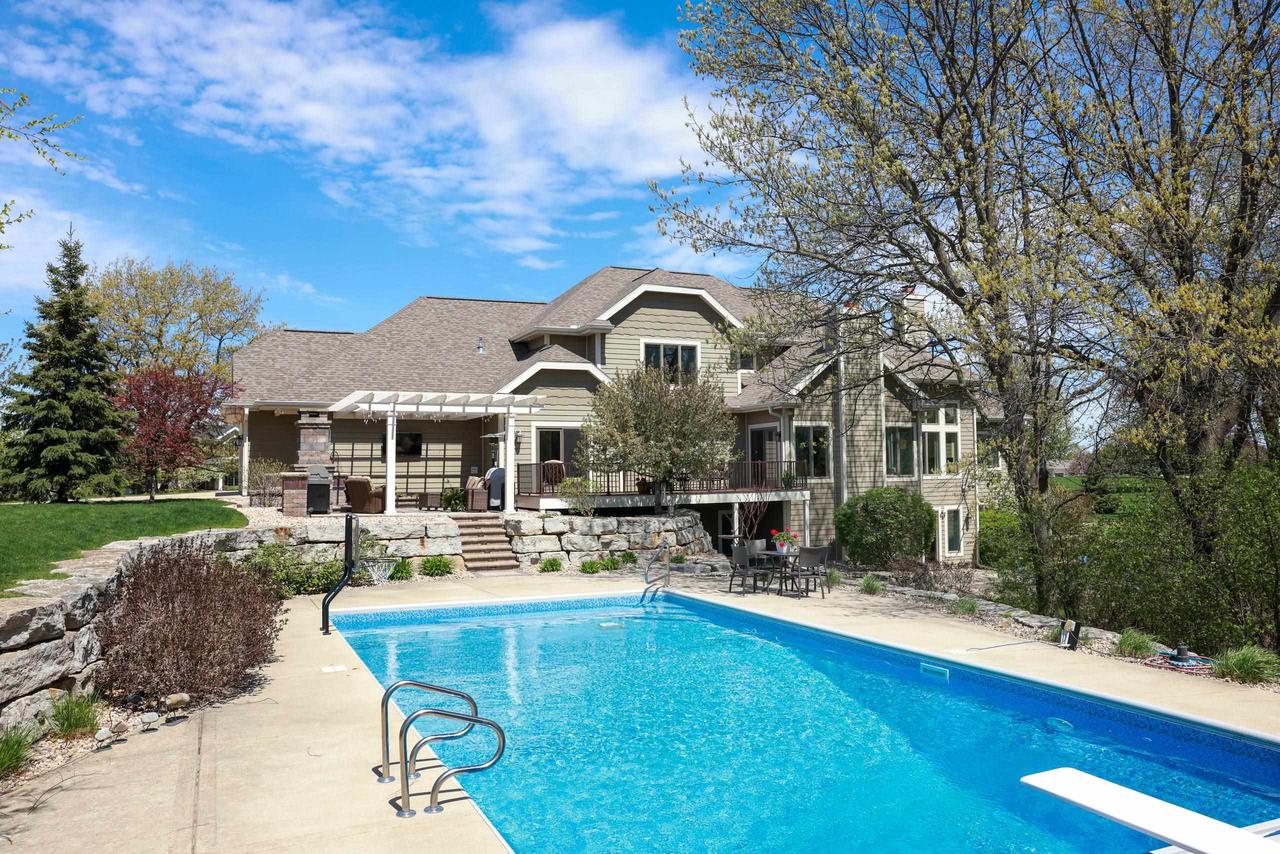 7693 Bridle Ridge Pass