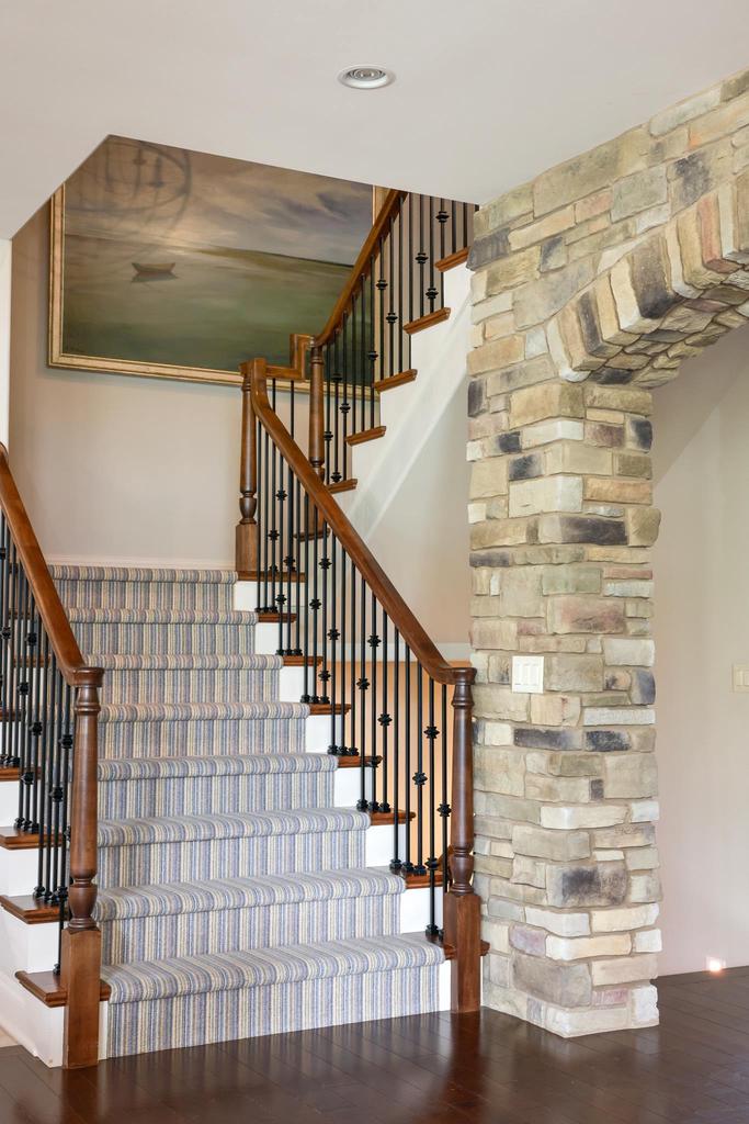 7693 Bridle Ridge Pass