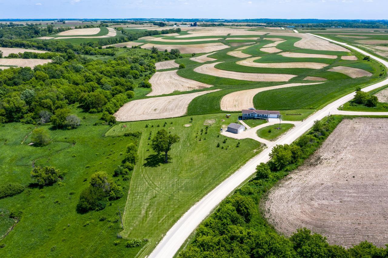 8724 South Ridge Road