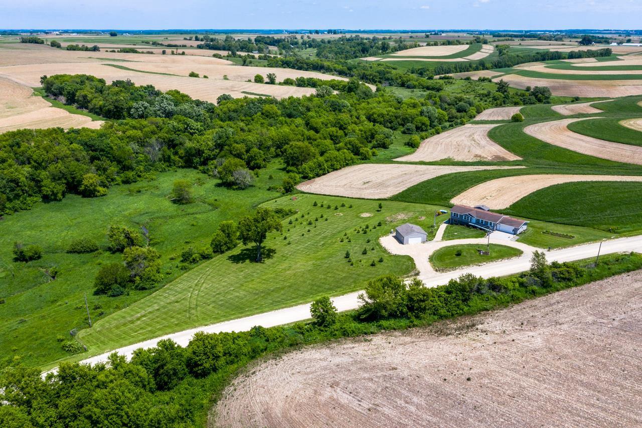 8724 South Ridge Road