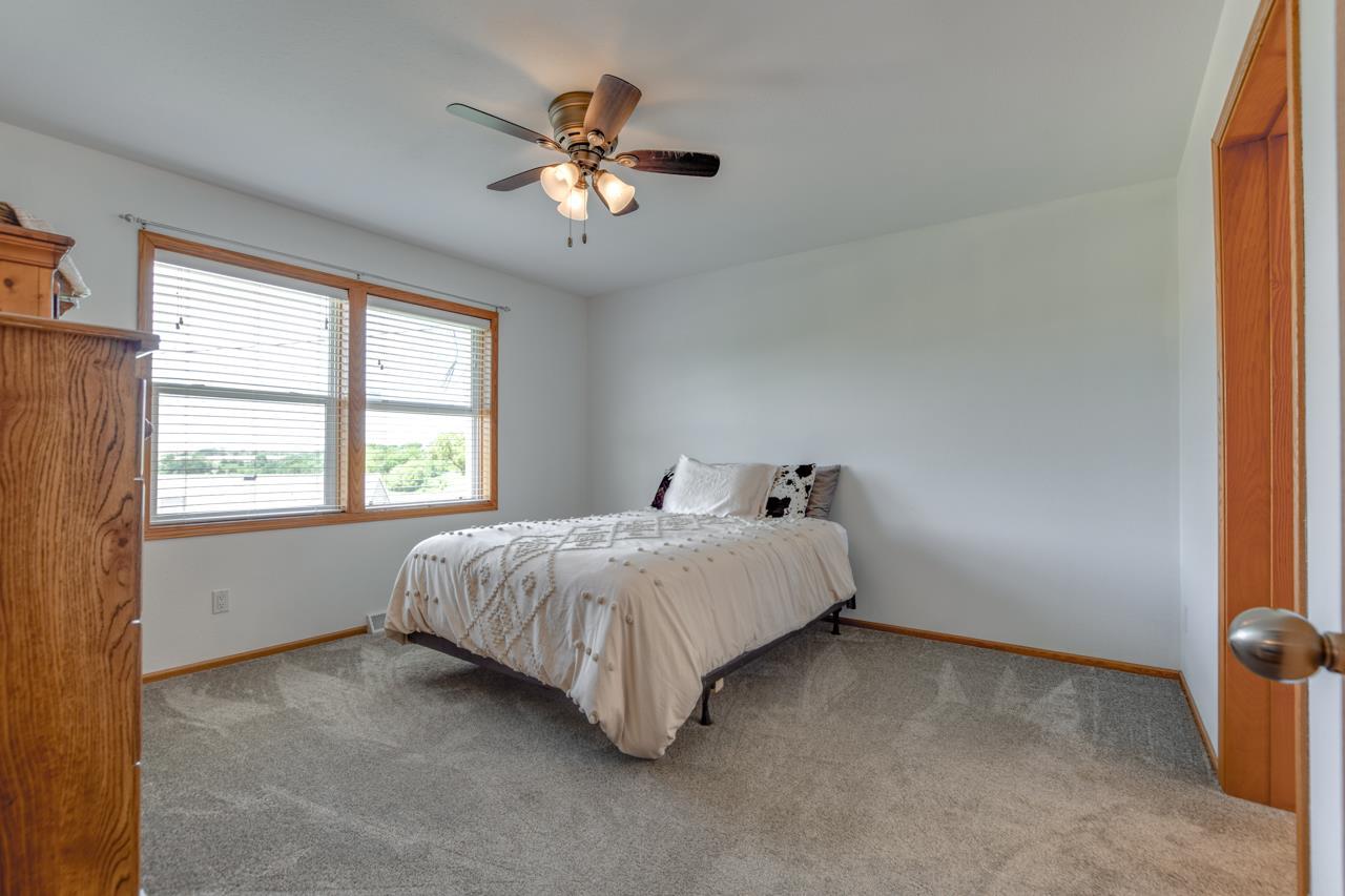 8724 South Ridge Road