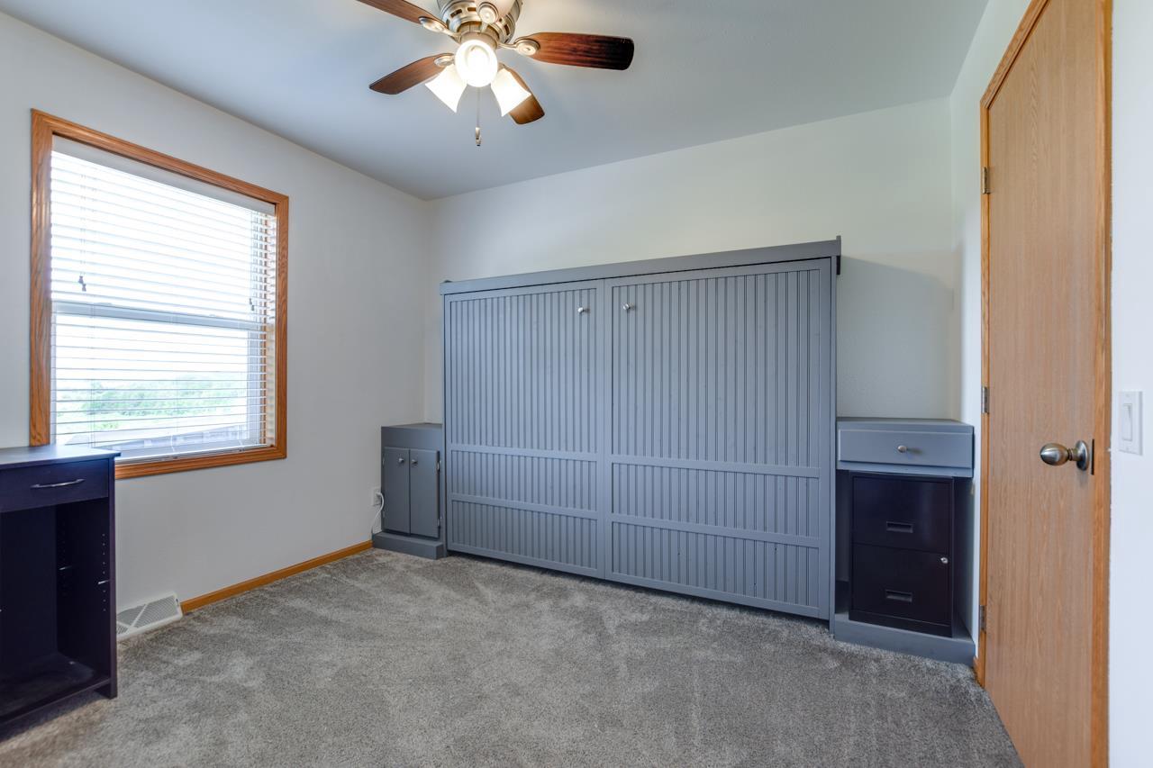 8724 South Ridge Road