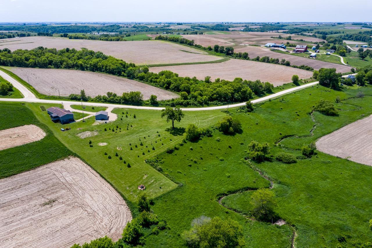 8724 South Ridge Road