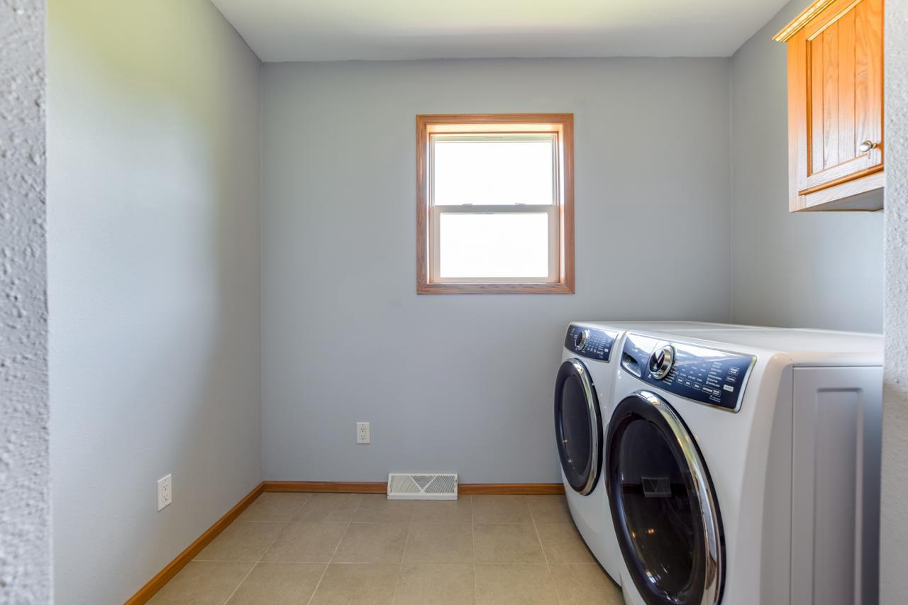 8724 South Ridge Road