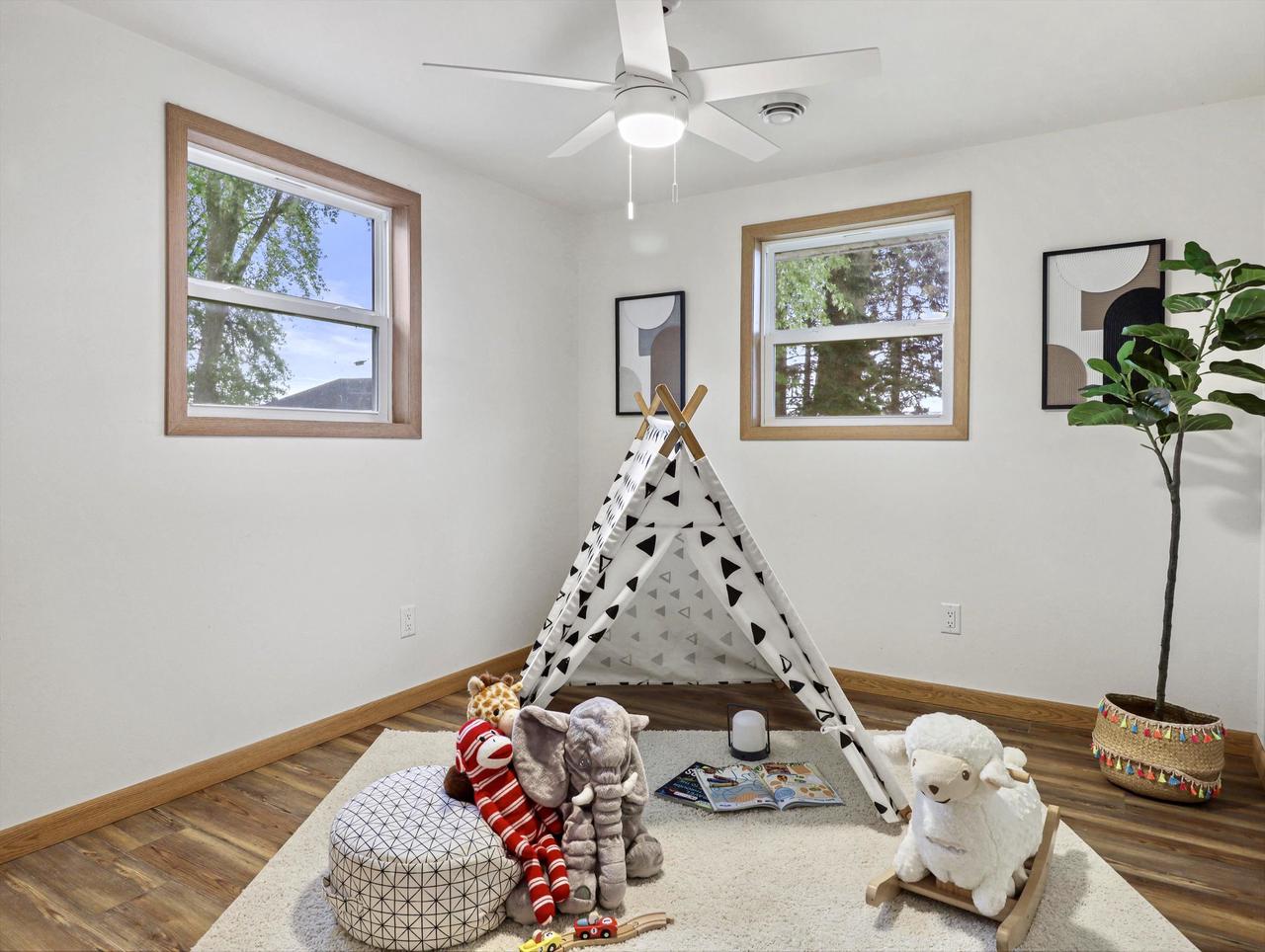 W9573 Stone Ledge Road