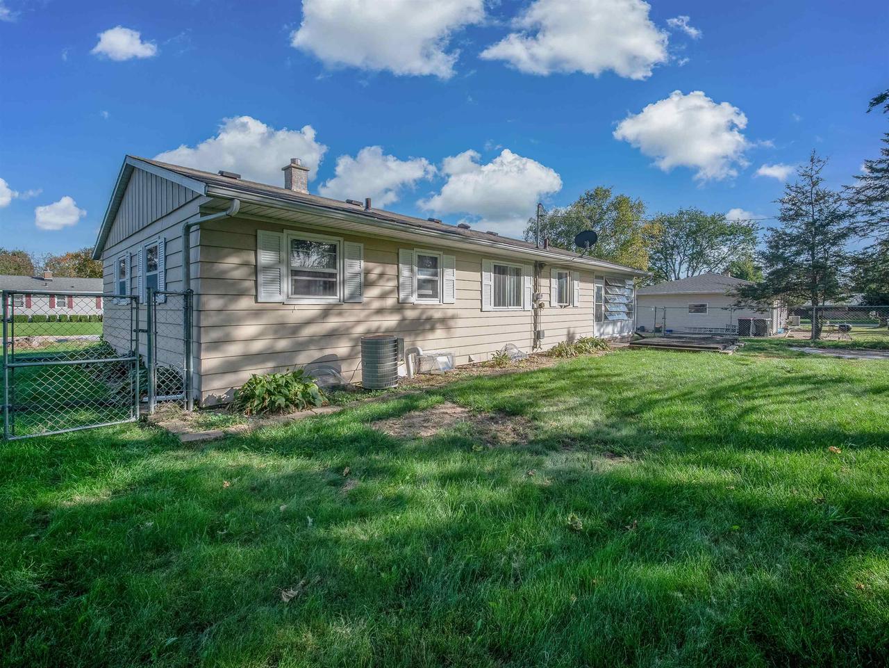 417 North Riverside Drive