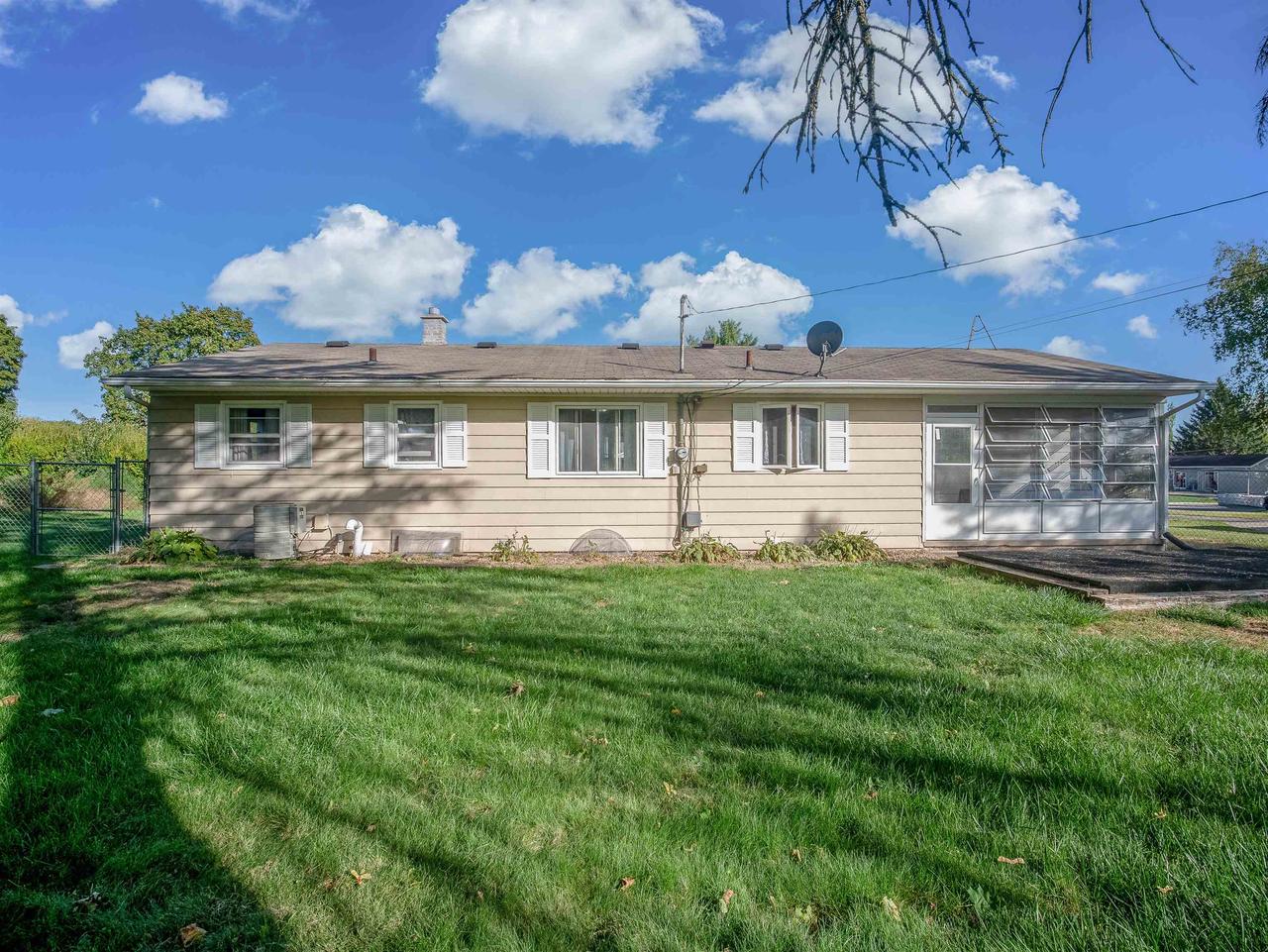 417 North Riverside Drive