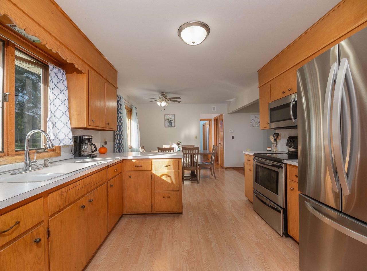 417 North Riverside Drive