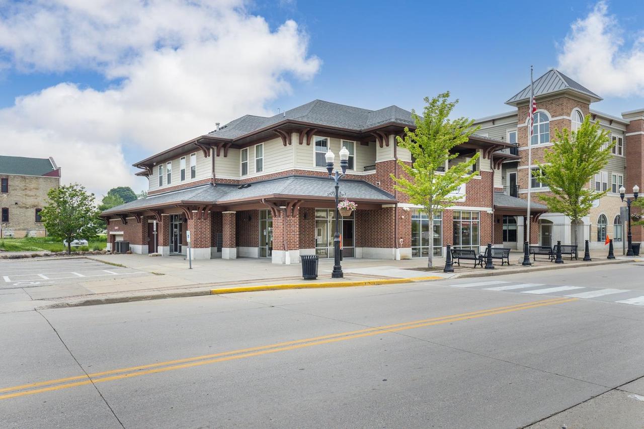 75 West Fulton Street